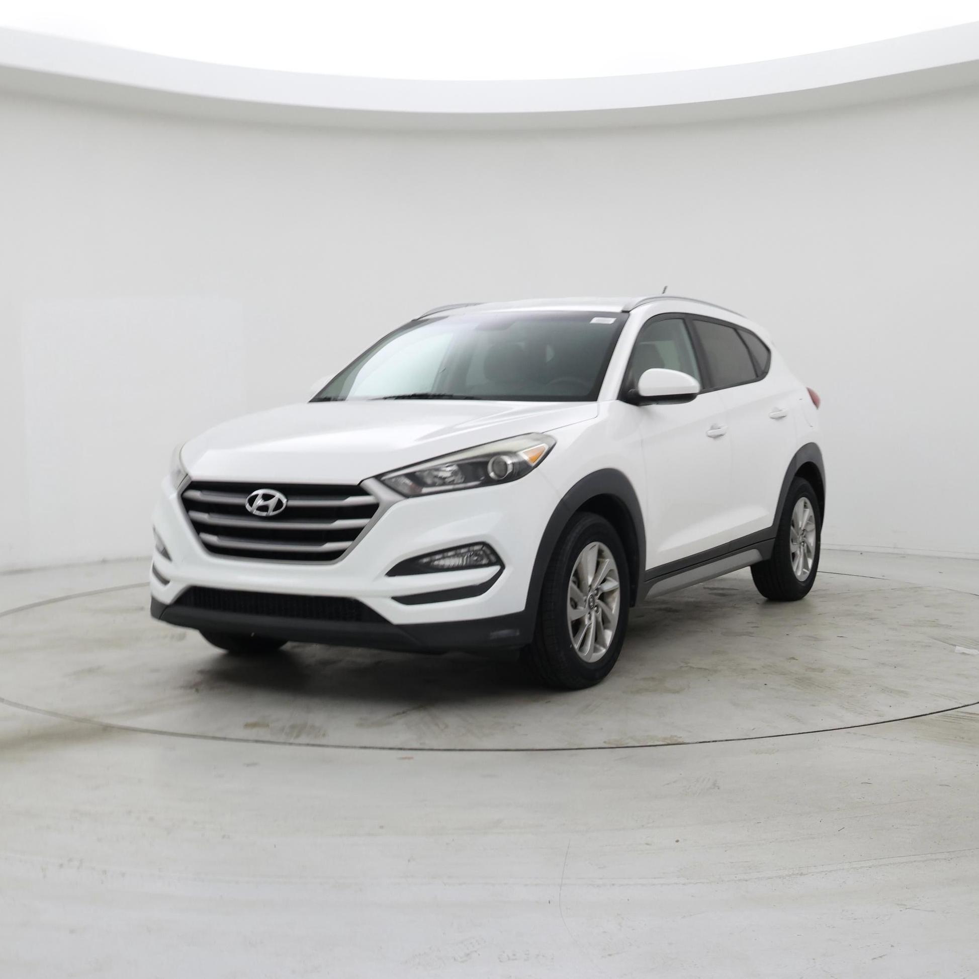 Thumbnail: 2017 Hyundai Tucson - 4