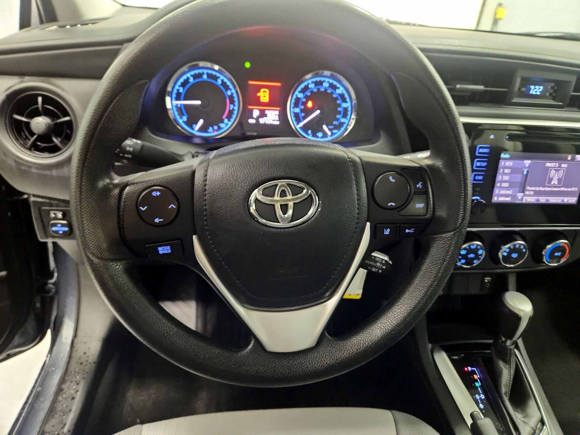 Thumbnail: 2017 Toyota Corolla - 10