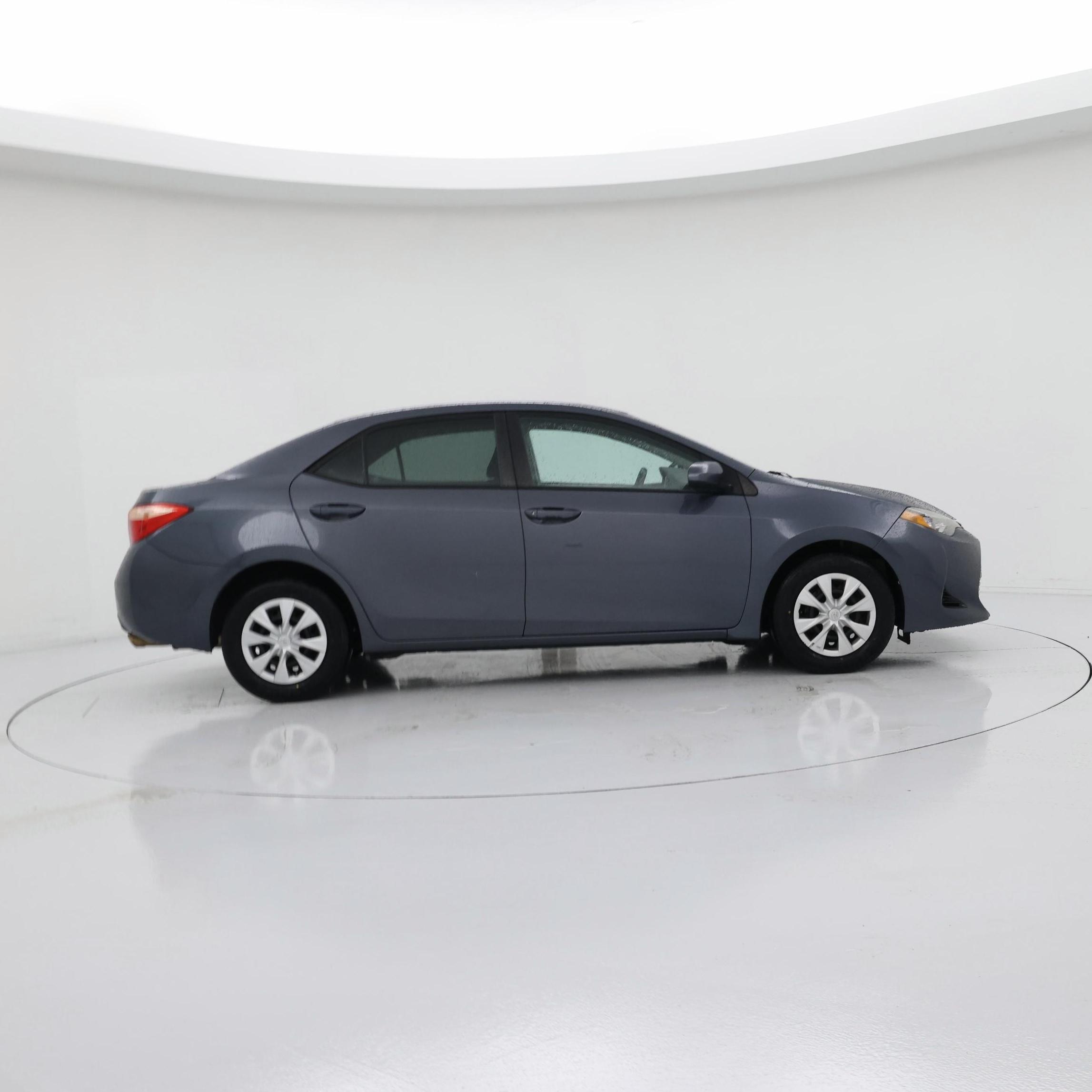 Thumbnail: 2017 Toyota Corolla - 7