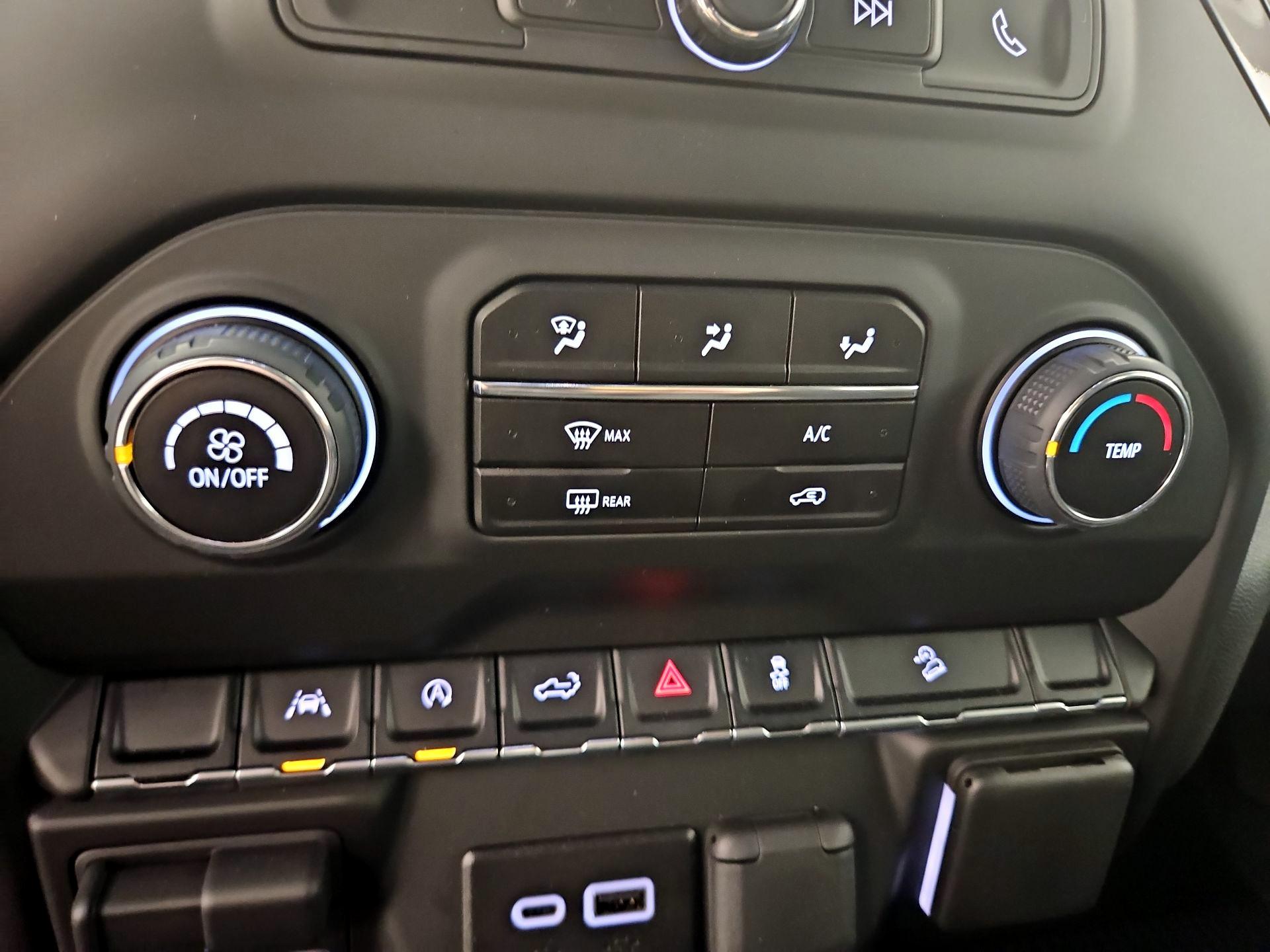 Thumbnail: 2025 Chevrolet Silverado 1500 - 16