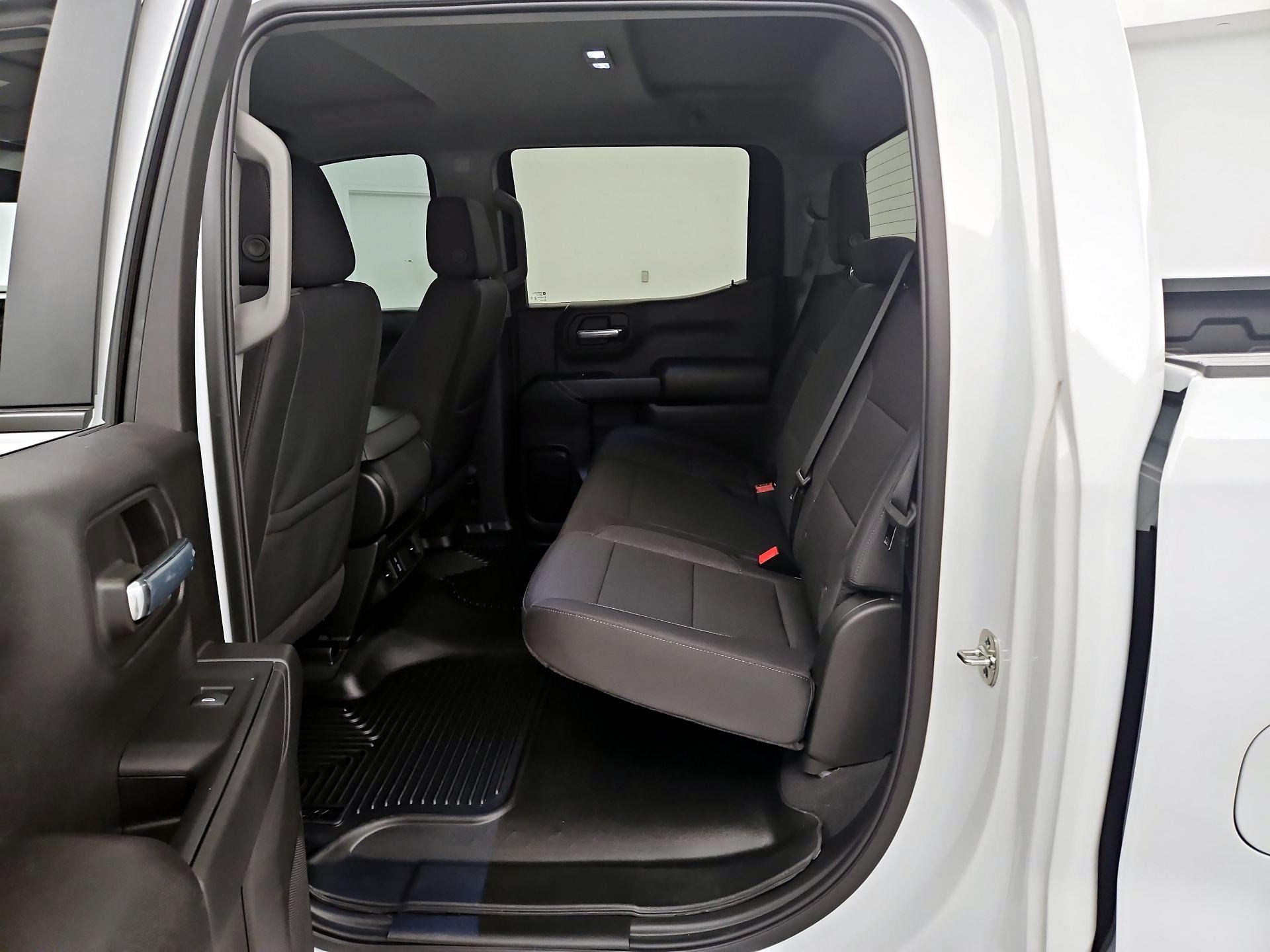 Thumbnail: 2025 Chevrolet Silverado 1500 - 19