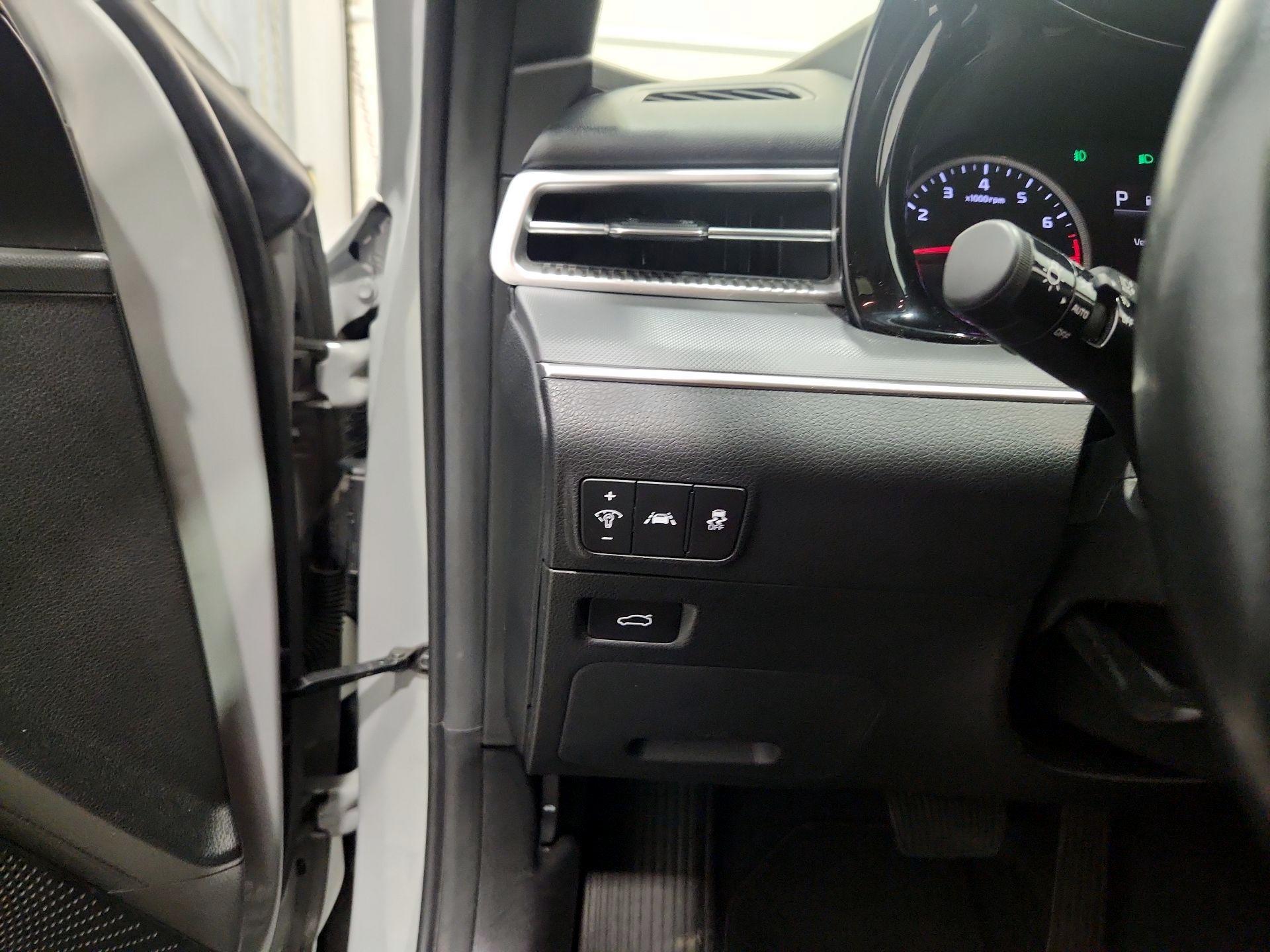 Thumbnail: 2024 Kia K5 - 13