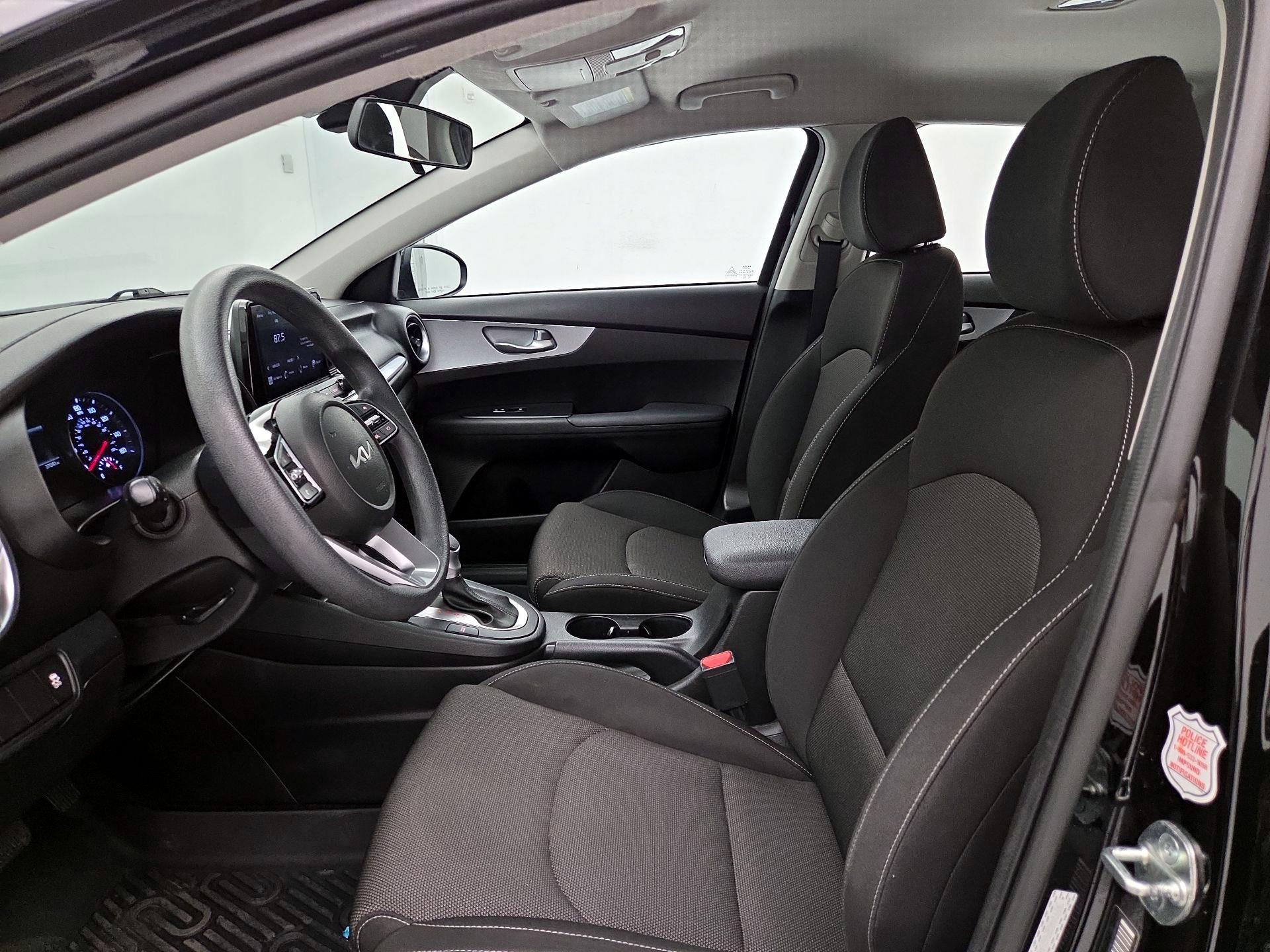 Thumbnail: 2023 Kia Forte - 11