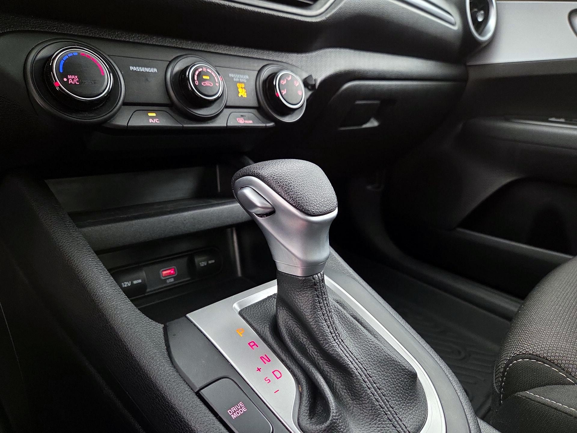 Thumbnail: 2023 Kia Forte - 17