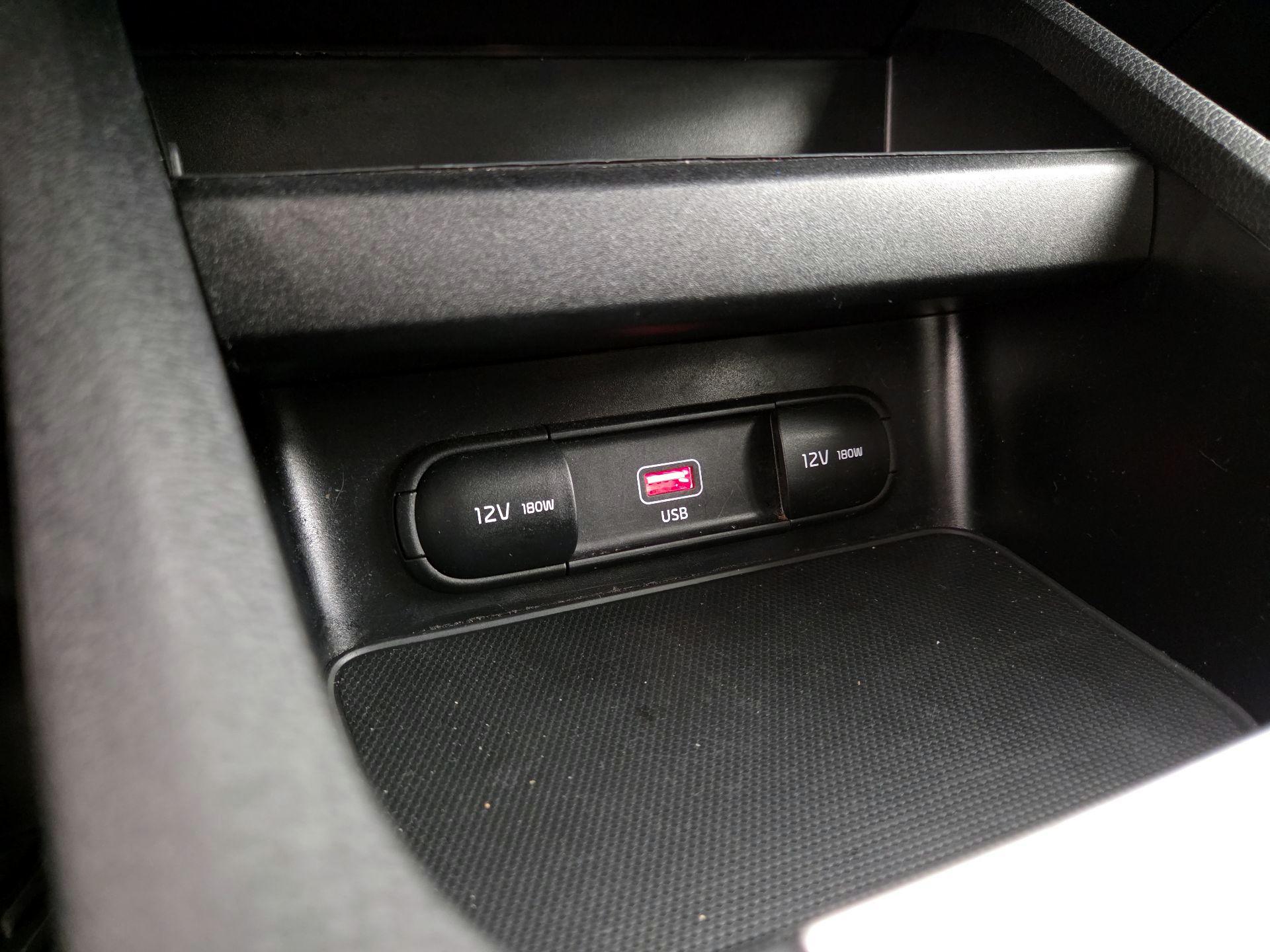 Thumbnail: 2023 Kia Forte - 18