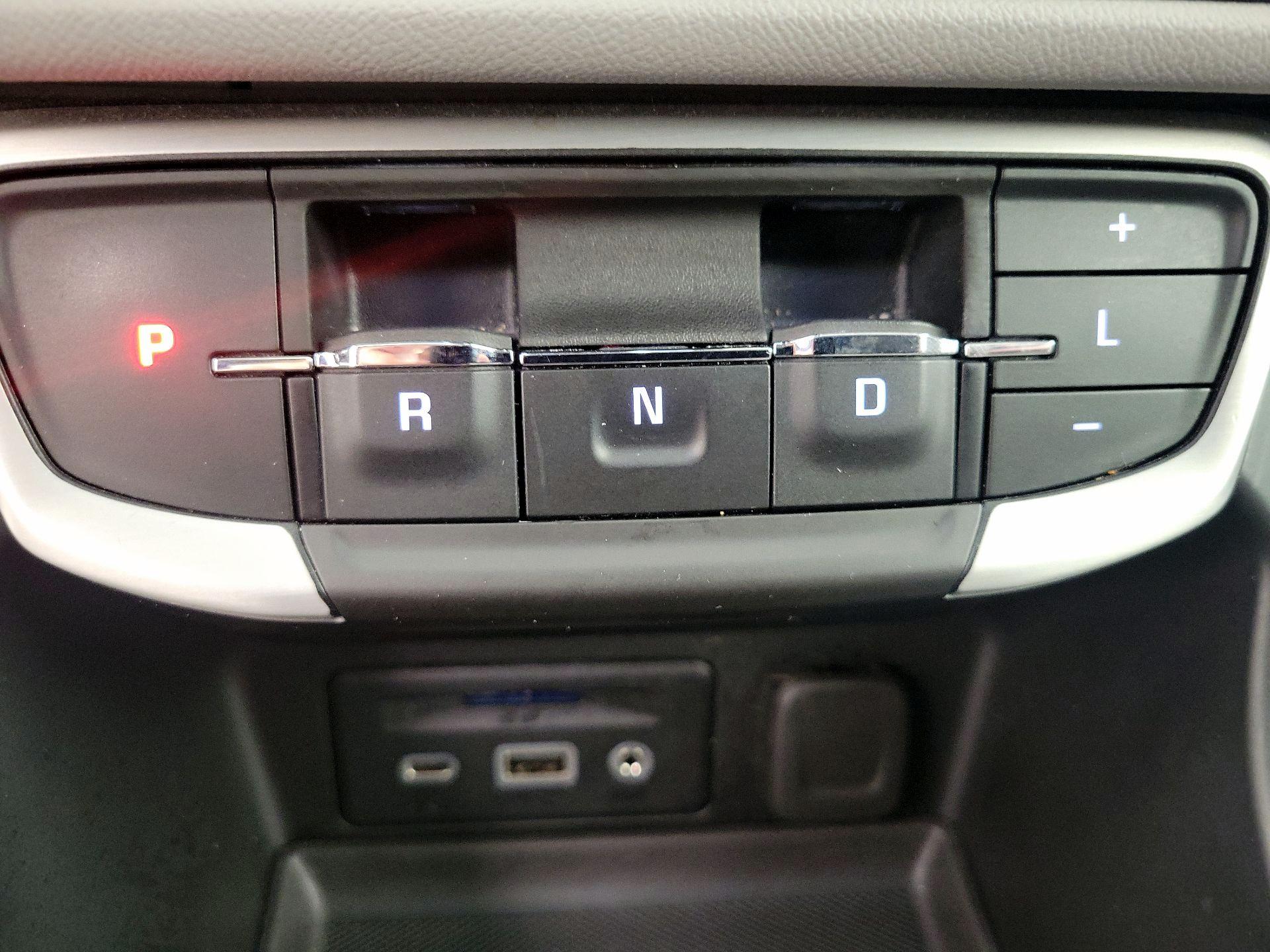 Thumbnail: 2023 GMC Terrain - 17