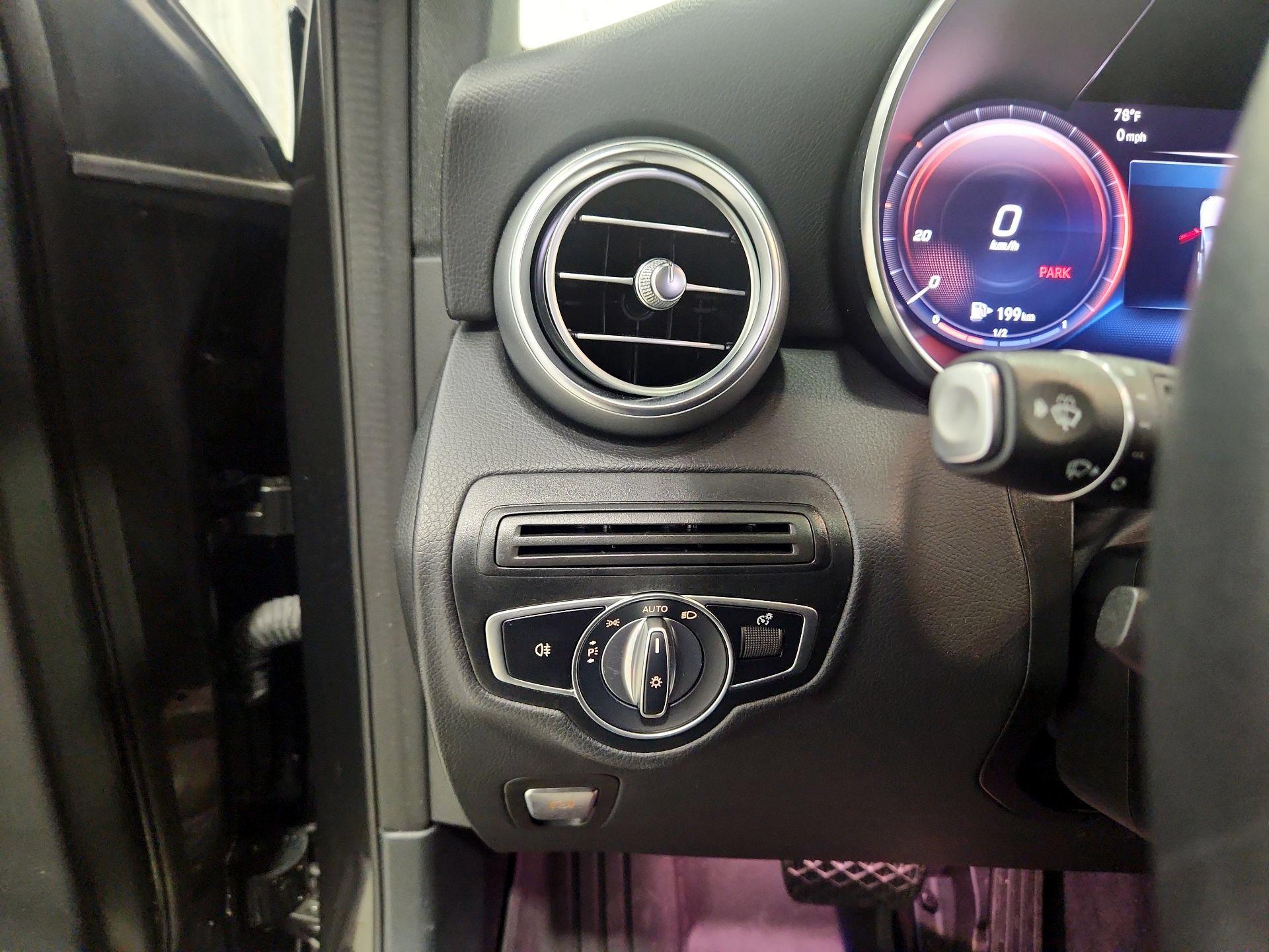 Thumbnail: 2022 Mercedes-Benz GLC - 13