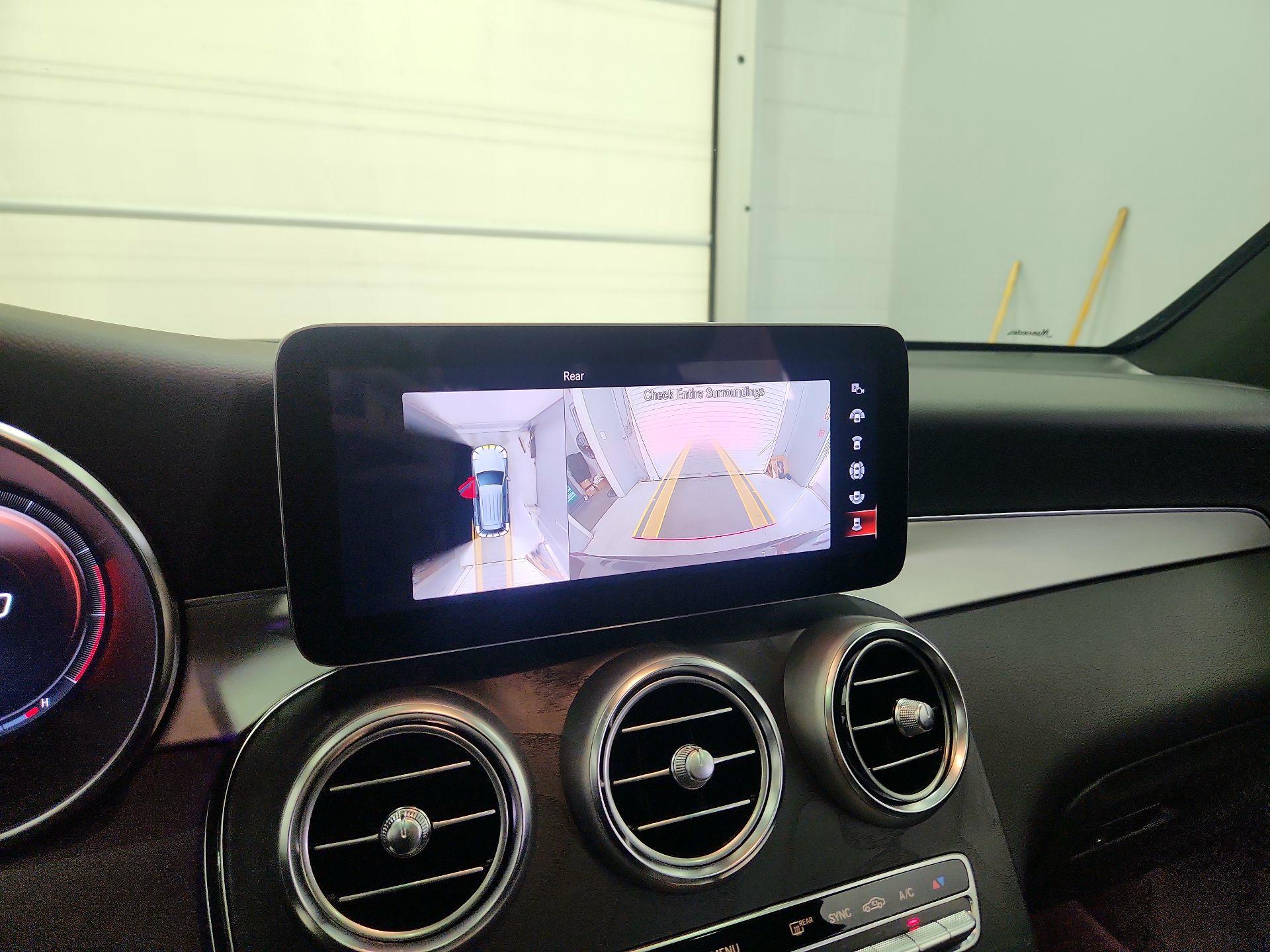 Thumbnail: 2022 Mercedes-Benz GLC - 14