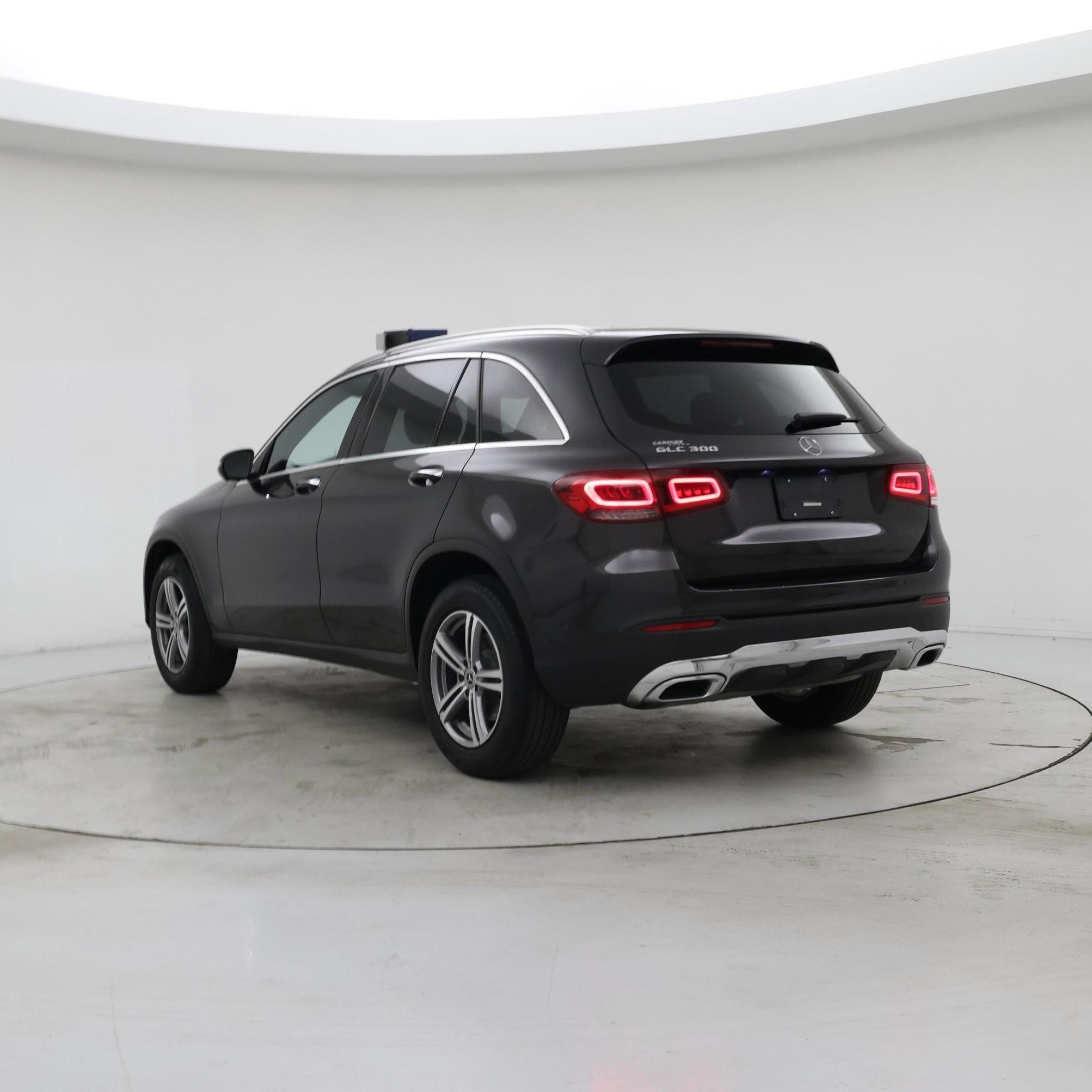 Thumbnail: 2022 Mercedes-Benz GLC - 2