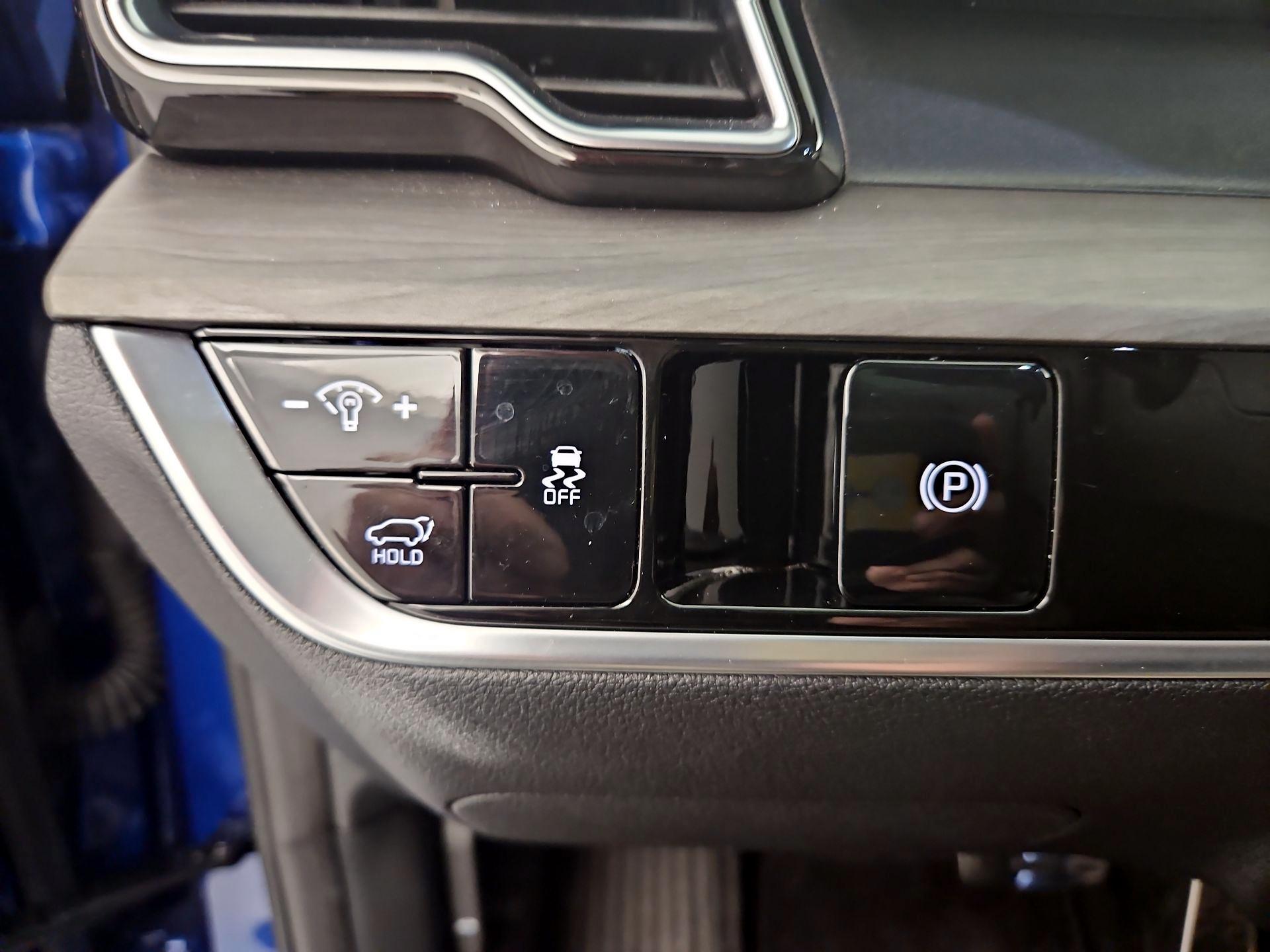 Thumbnail: 2024 Kia Sportage - 13