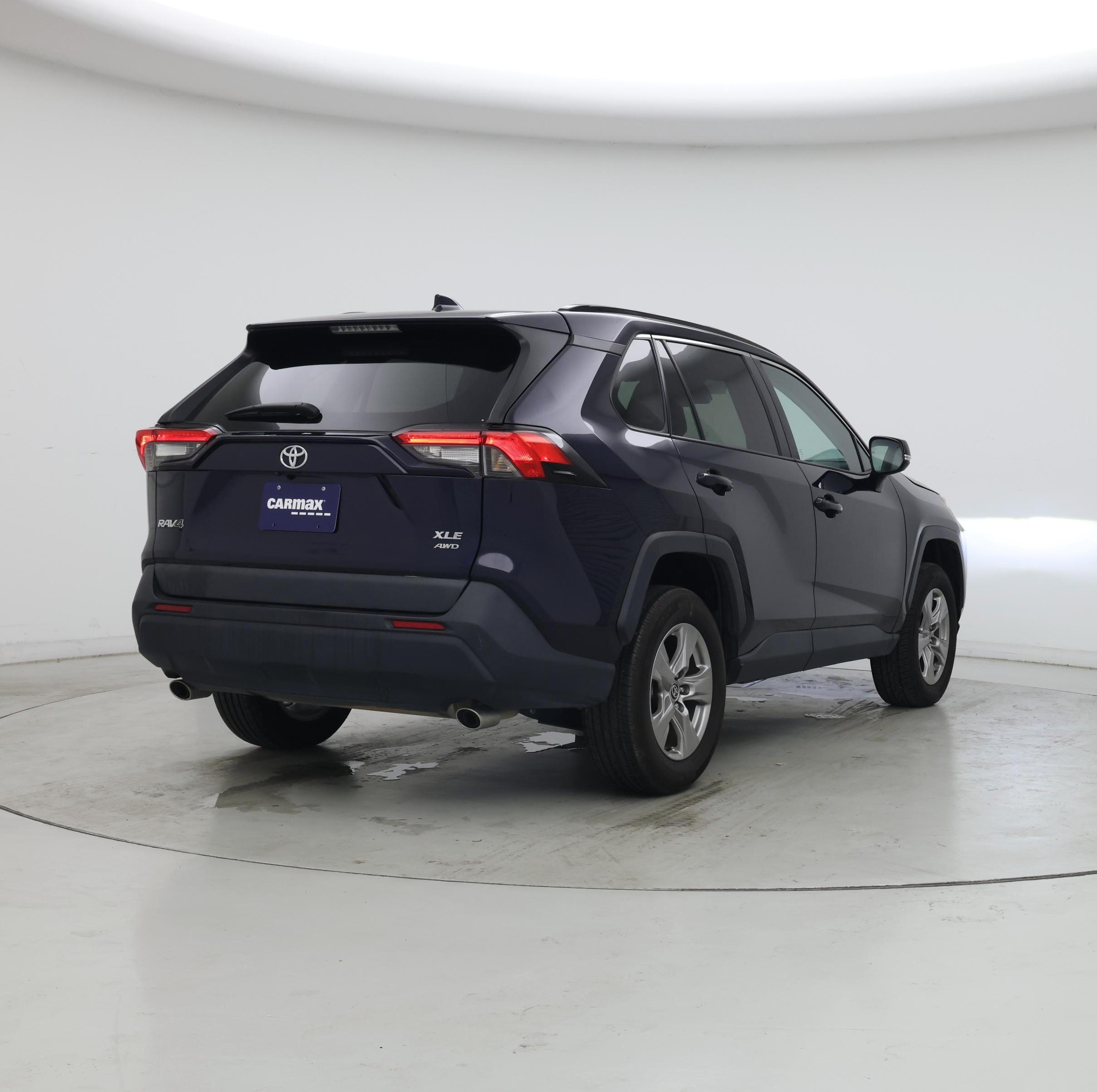 Thumbnail: 2024 Toyota RAV4 - 8
