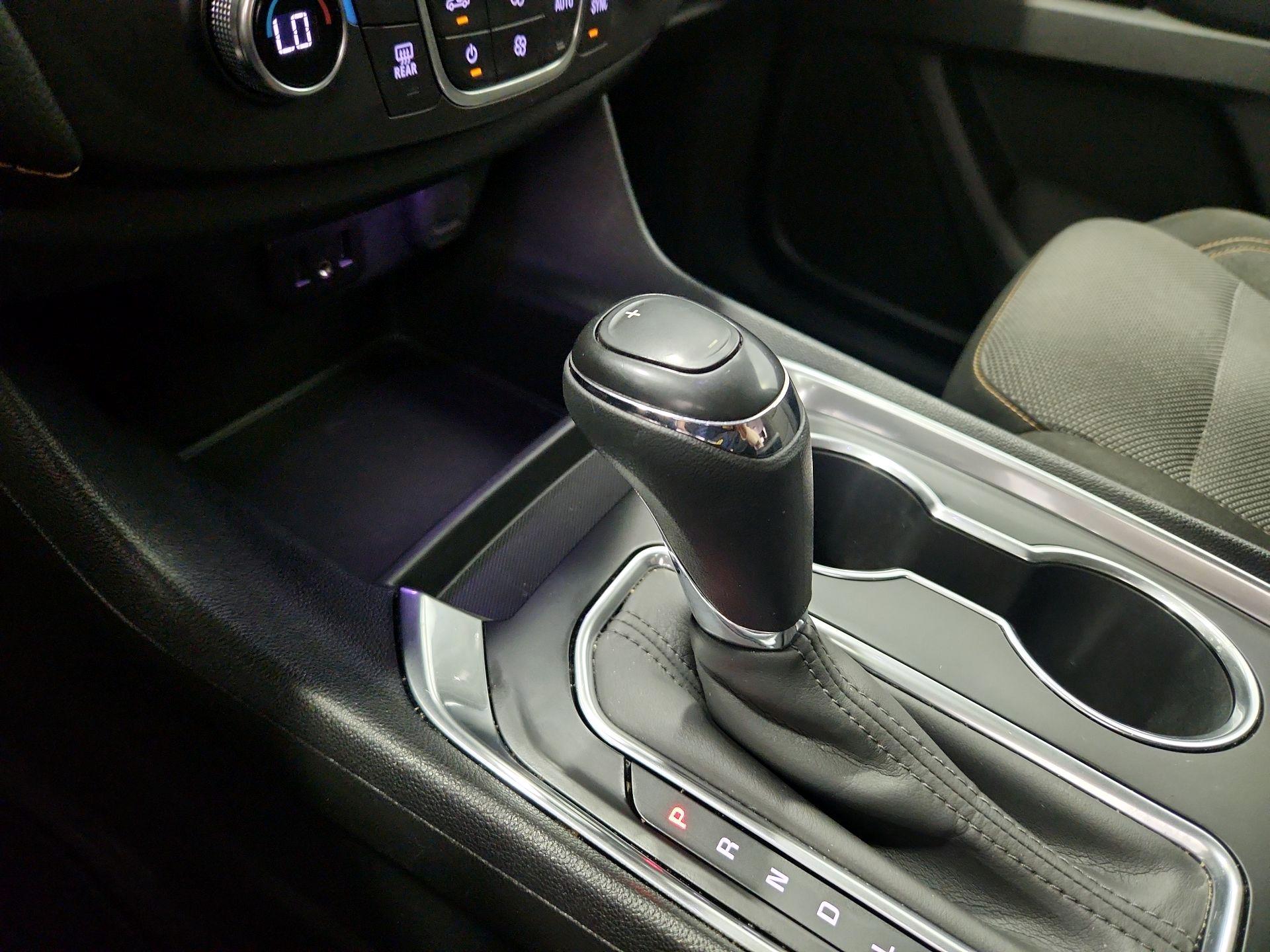 Thumbnail: 2020 Chevrolet Traverse - 18