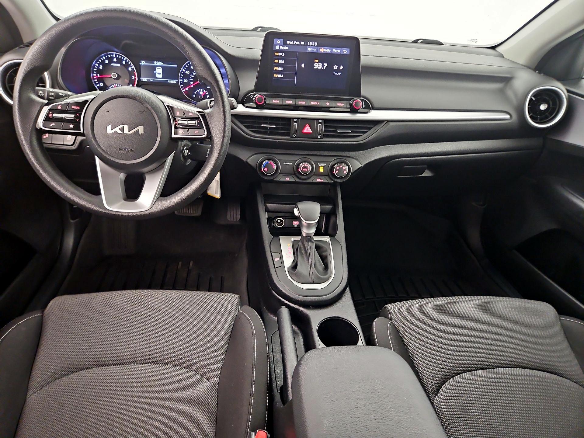 Thumbnail: 2024 Kia Forte - 9