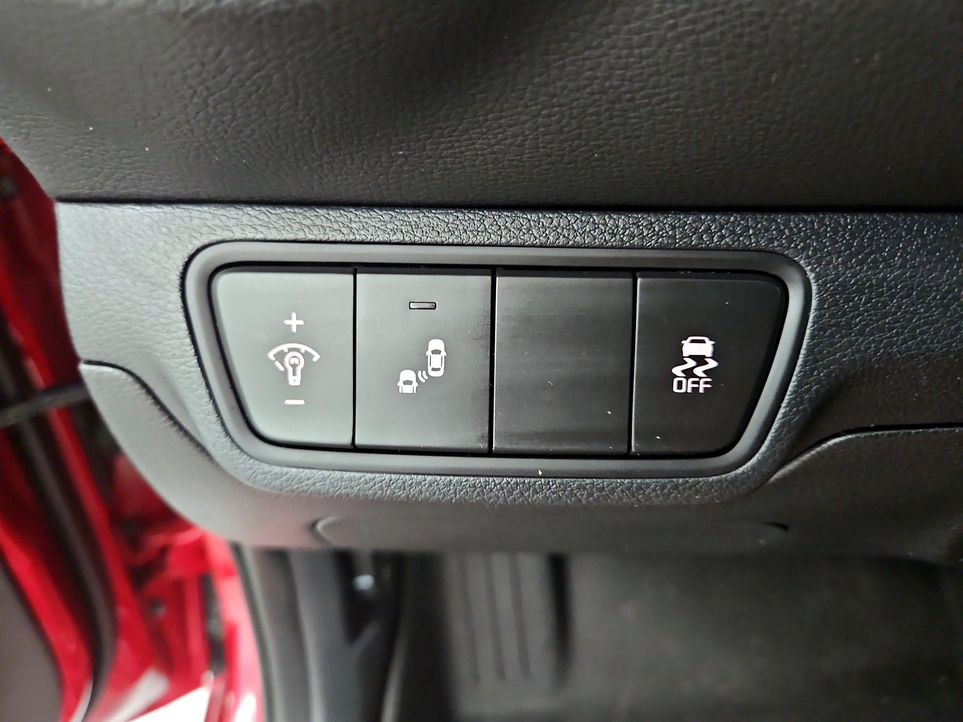 Thumbnail: 2024 Kia Forte - 13