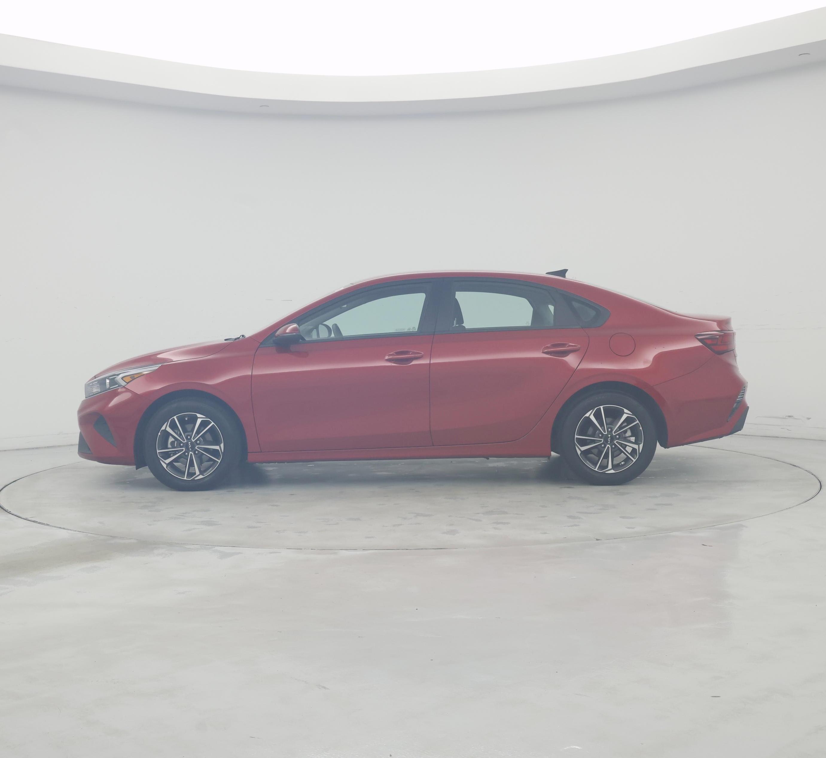 Thumbnail: 2024 Kia Forte - 3