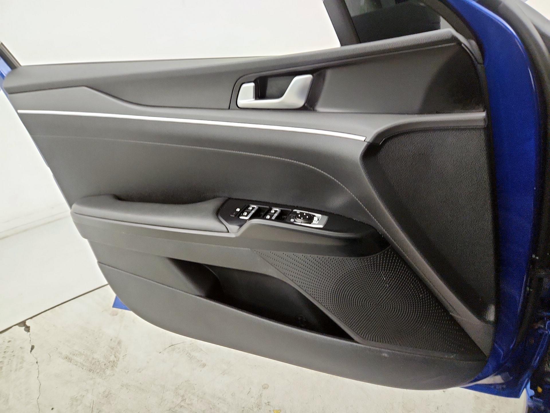 Thumbnail: 2021 Kia K5 - 12