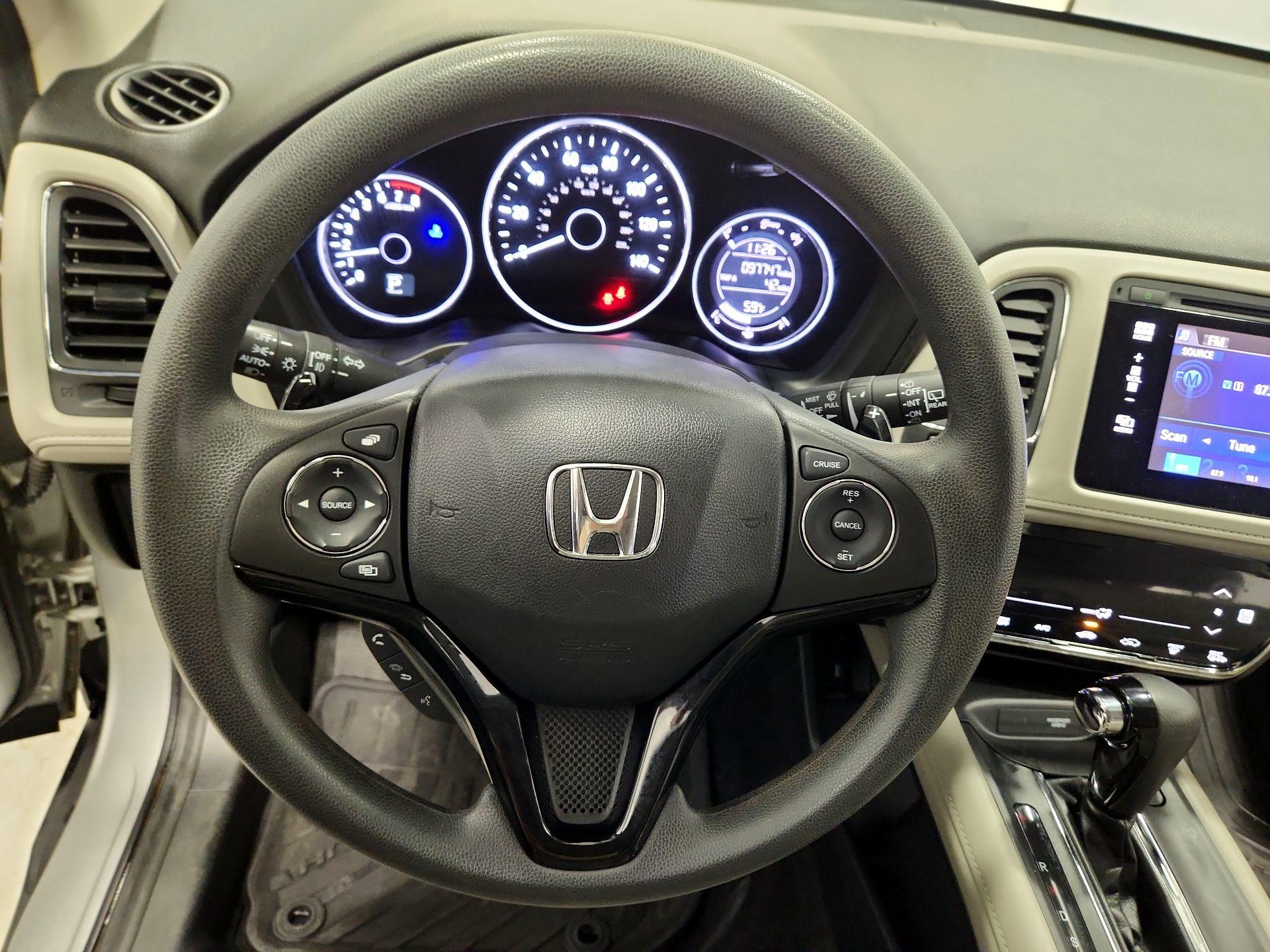 Thumbnail: 2016 Honda HR-V - 10