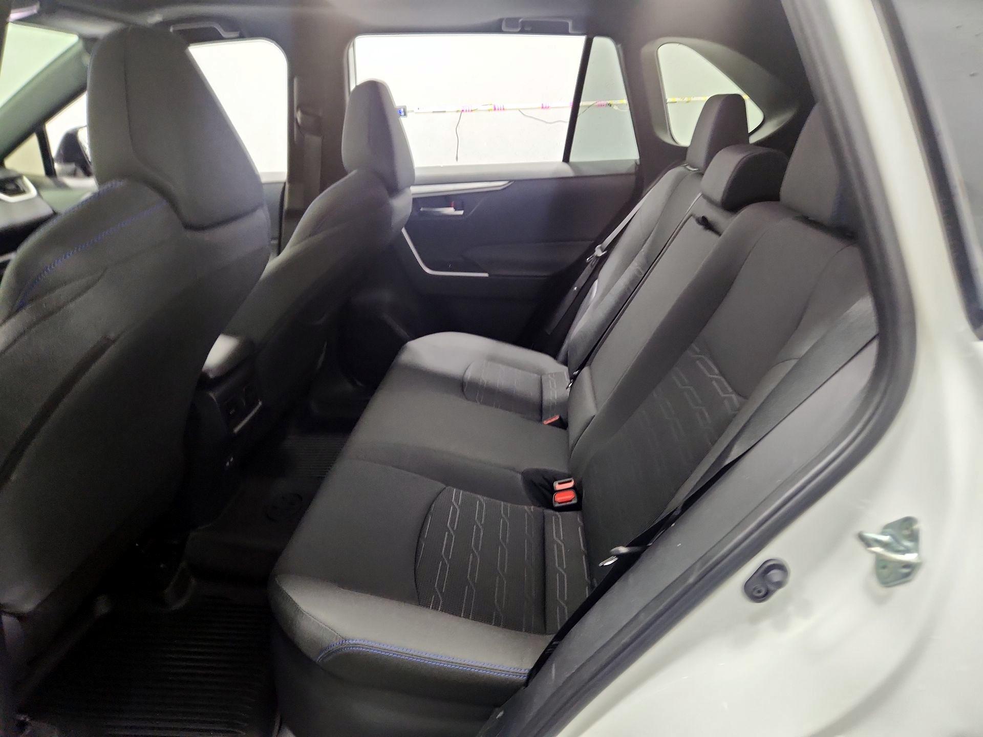 Thumbnail: 2023 Toyota RAV4 - 20