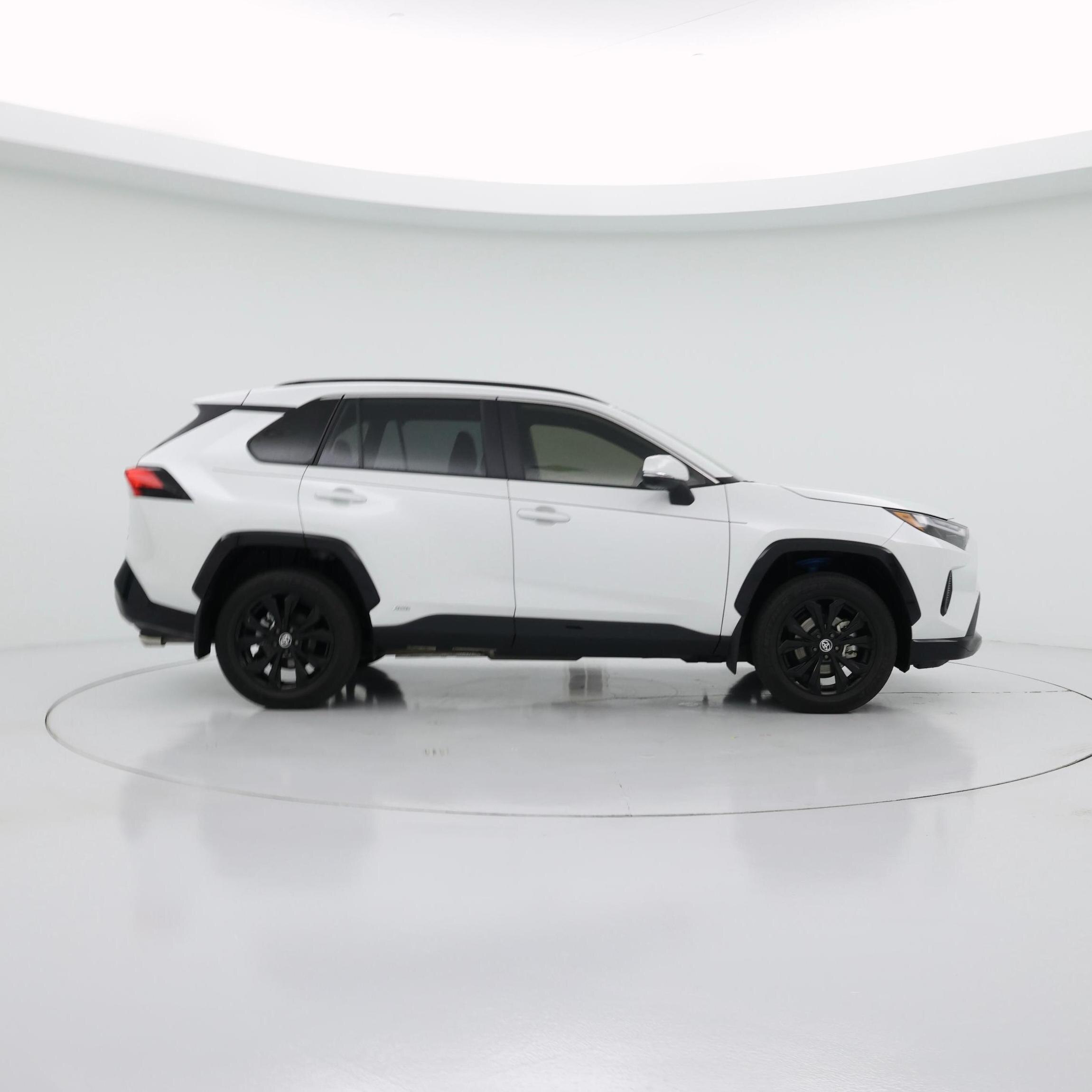 Thumbnail: 2023 Toyota RAV4 - 7