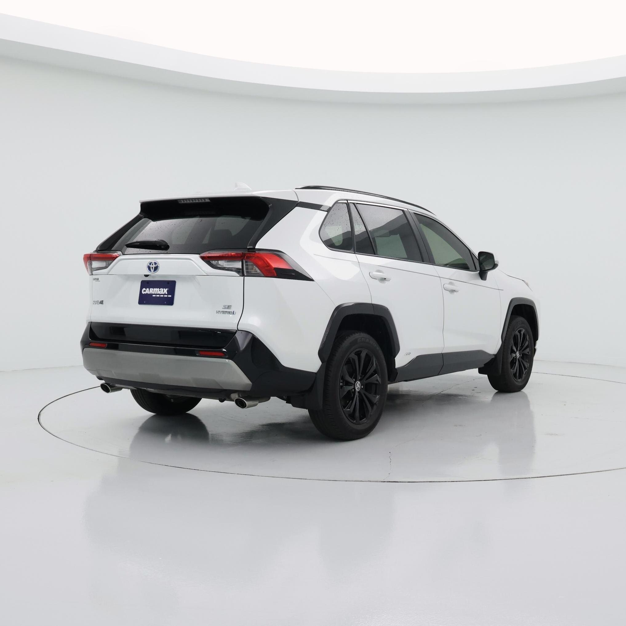Thumbnail: 2023 Toyota RAV4 - 8