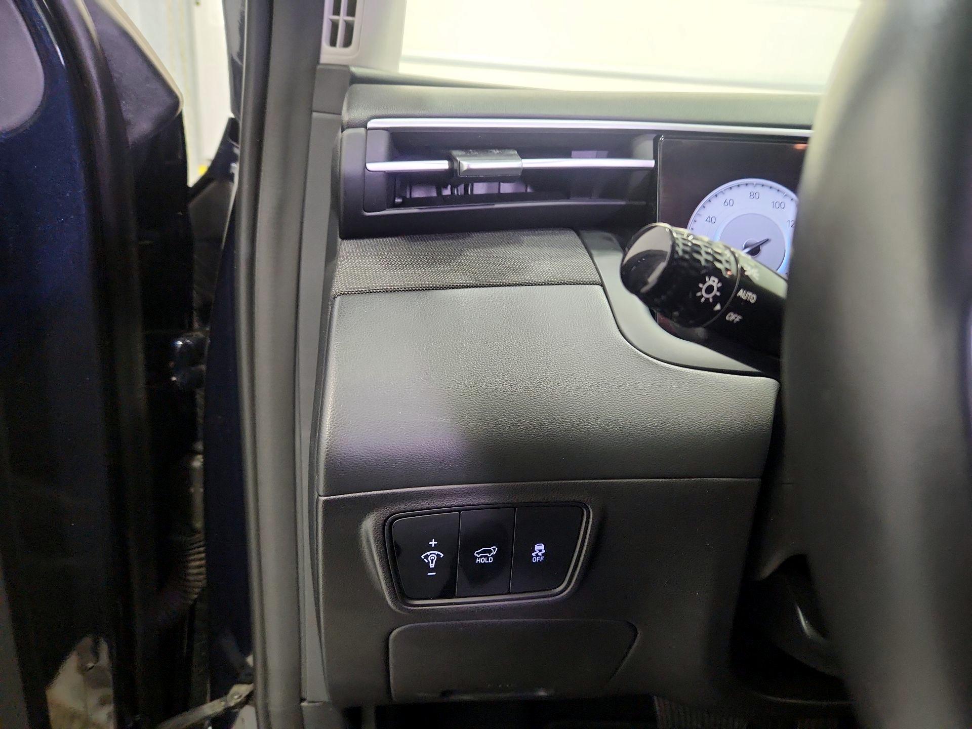 Thumbnail: 2023 Hyundai Tucson - 13