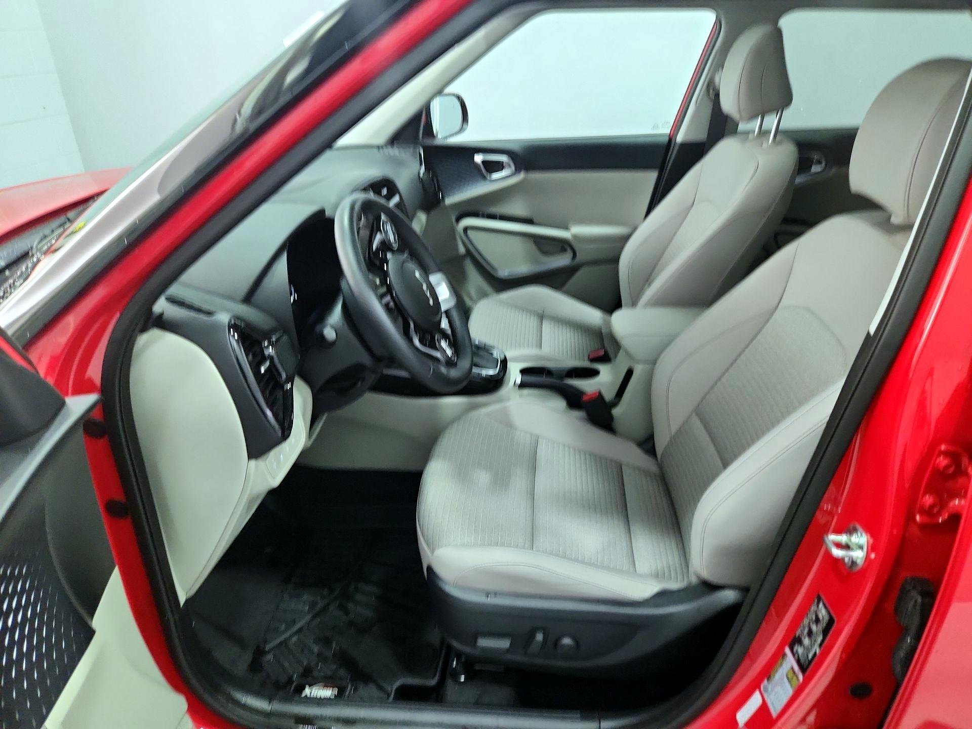 Thumbnail: 2025 Kia Soul - 11