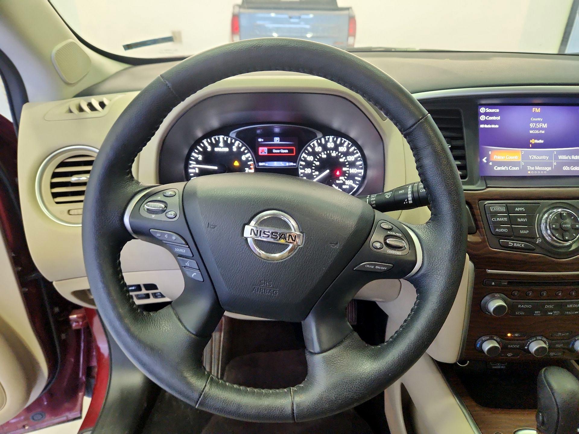 Thumbnail: 2020 Nissan Pathfinder - 10