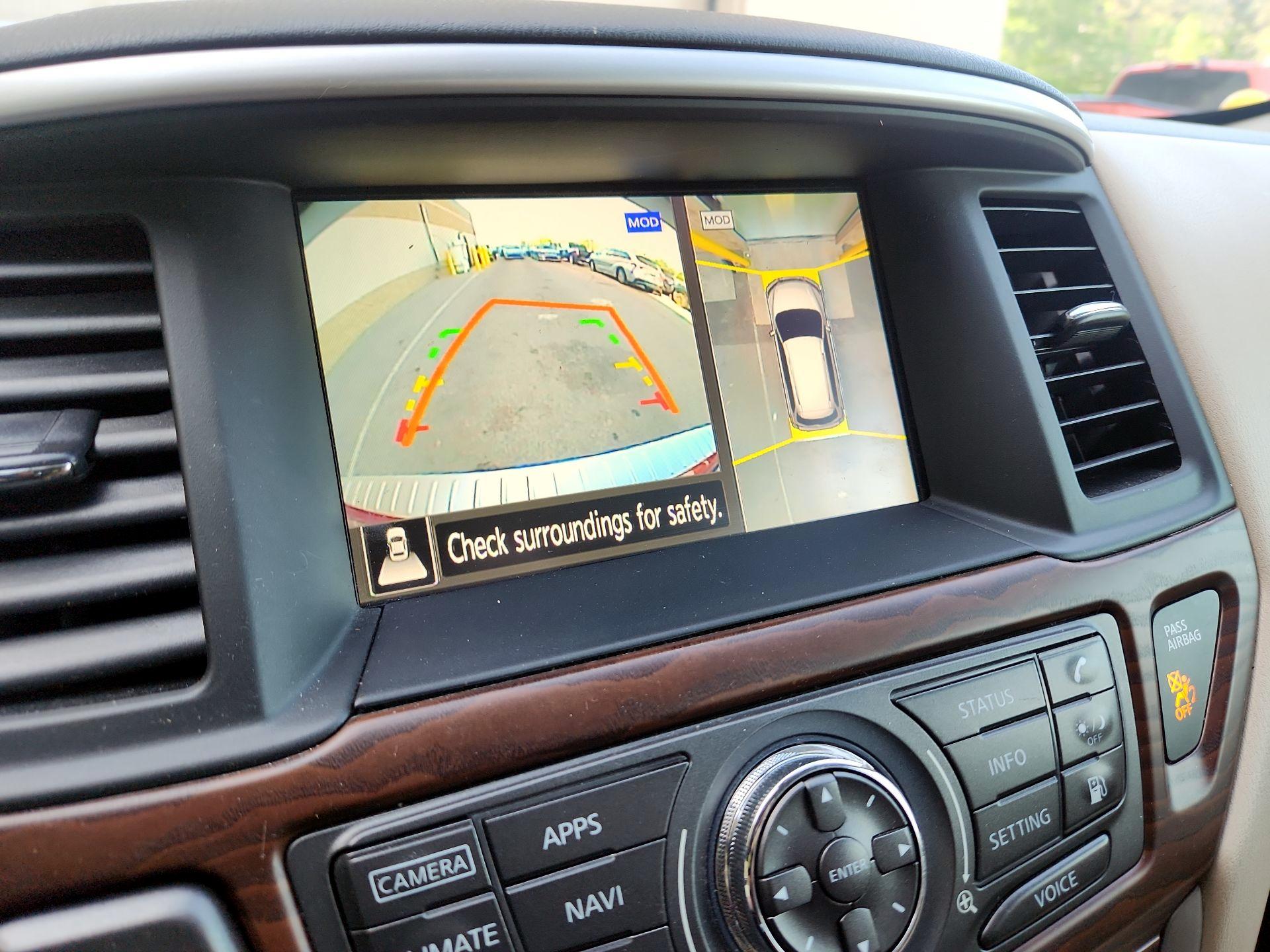 Thumbnail: 2020 Nissan Pathfinder - 14