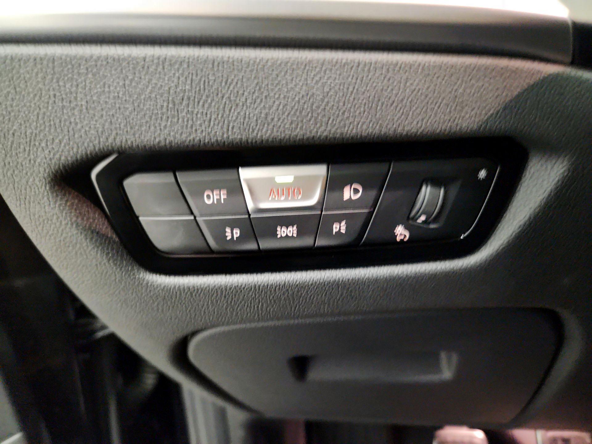 Thumbnail: 2026 BMW M3 - 13