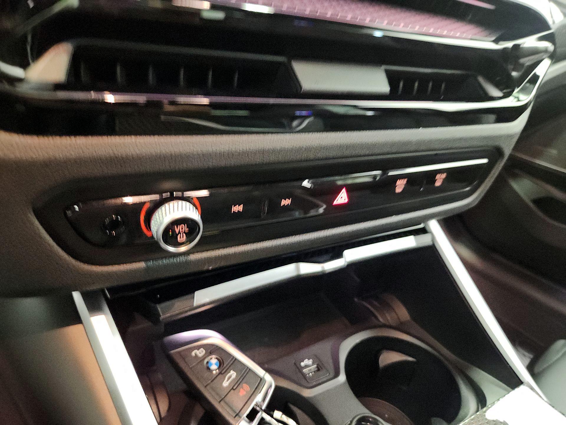 Thumbnail: 2026 BMW M3 - 16