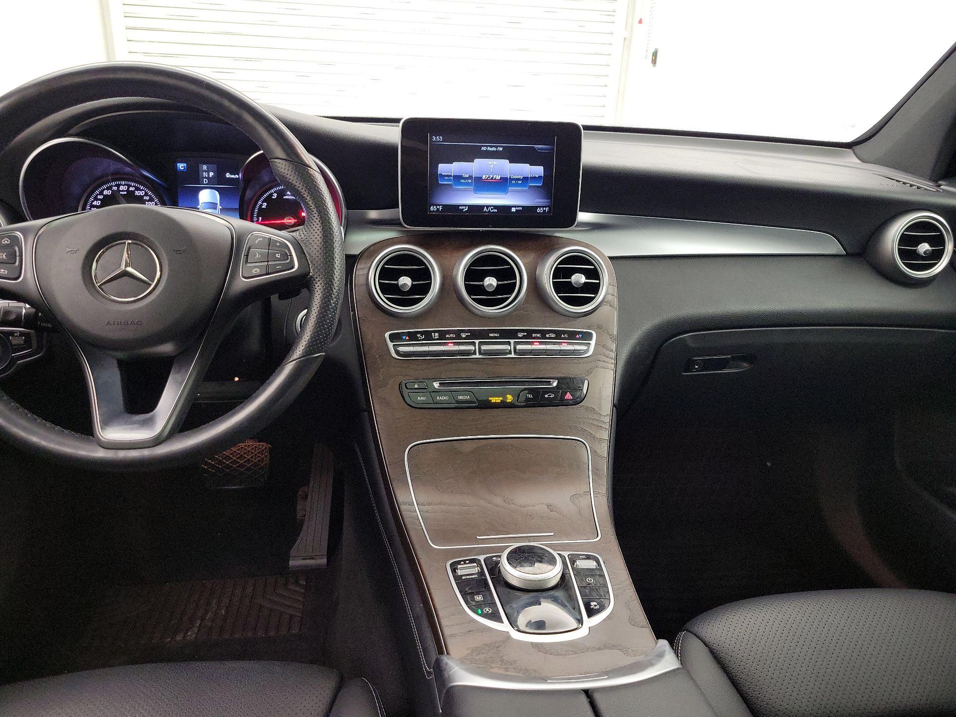 Thumbnail: 2018 Mercedes-Benz GLC - 9