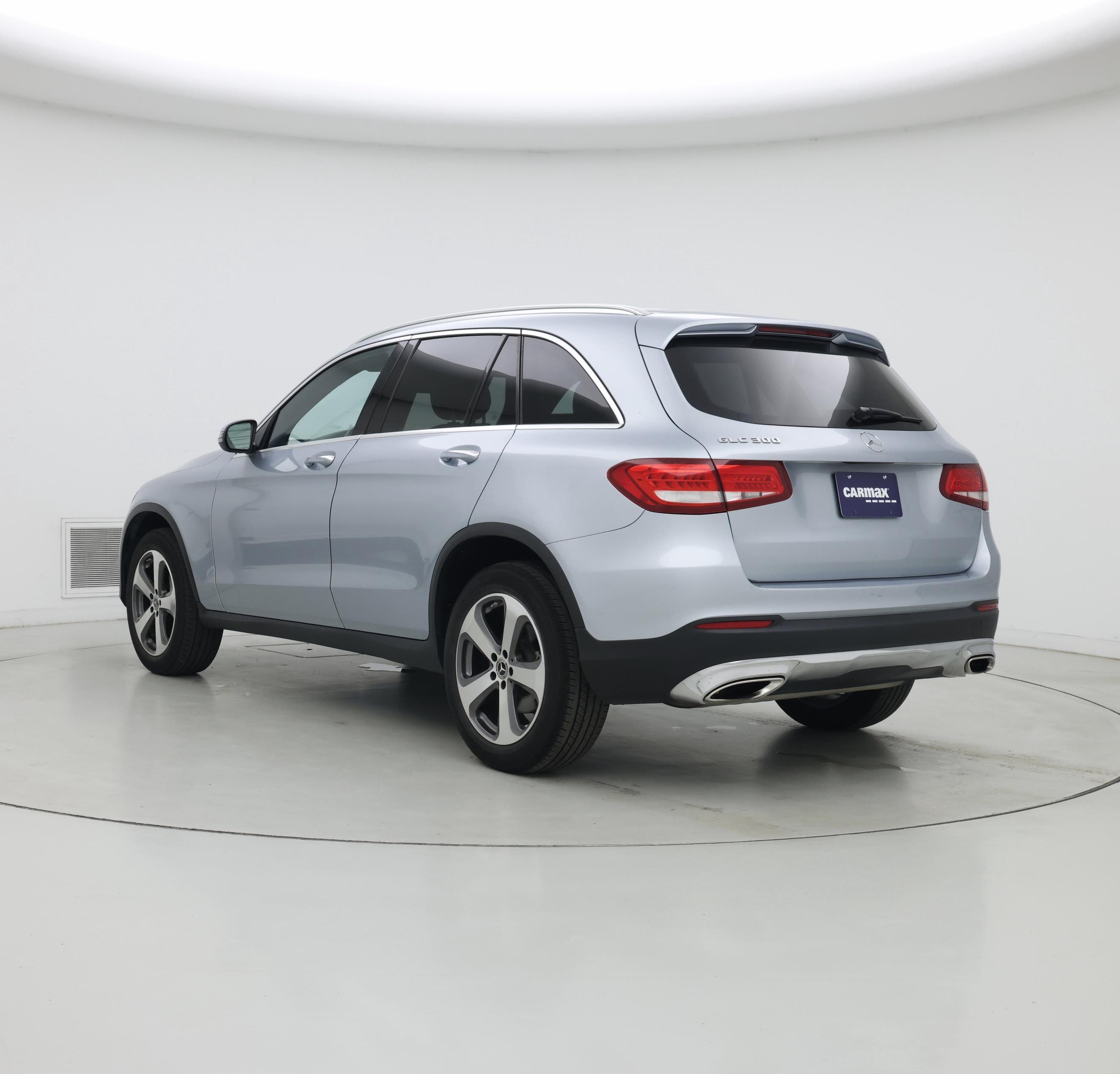 Thumbnail: 2018 Mercedes-Benz GLC - 2