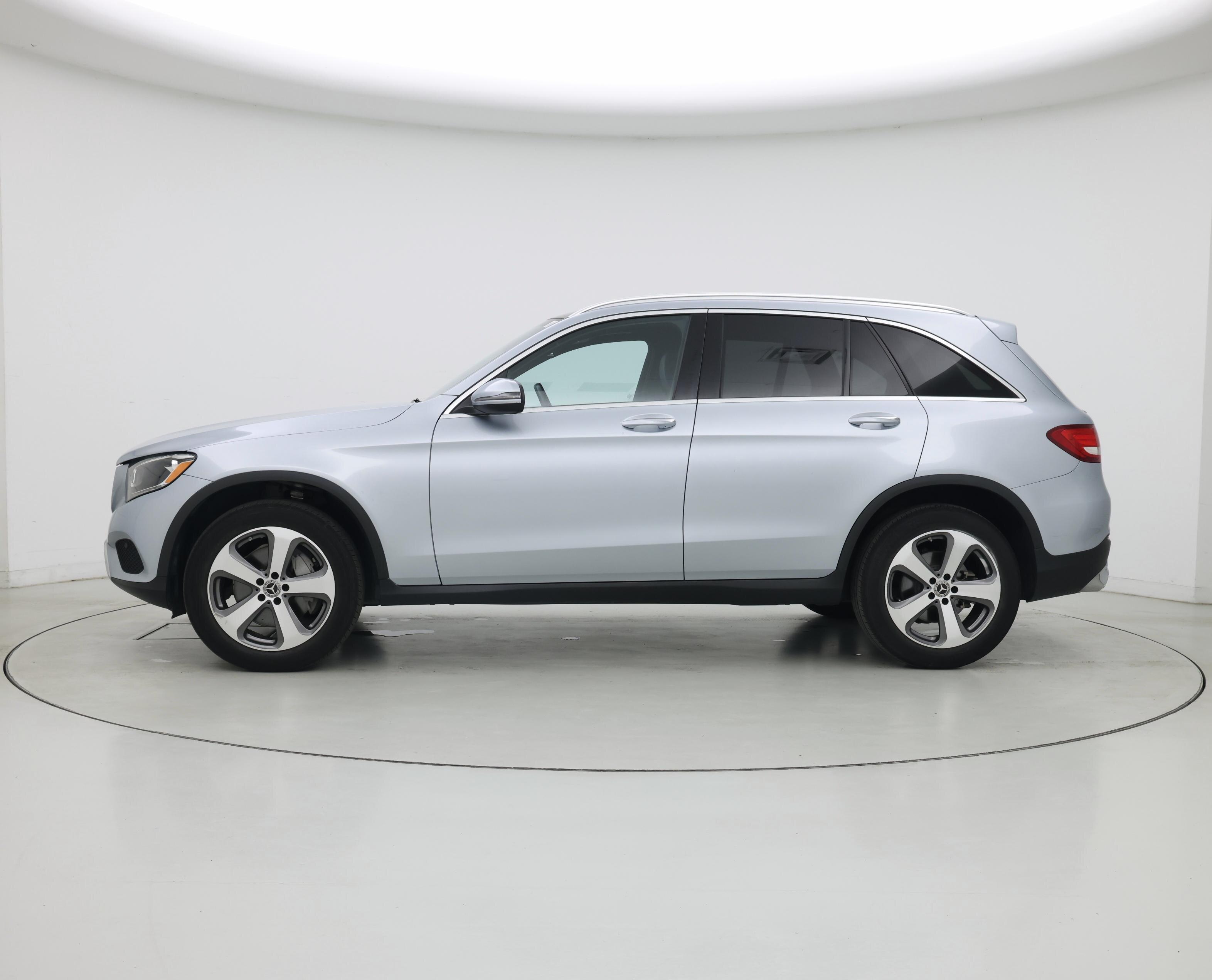 Thumbnail: 2018 Mercedes-Benz GLC - 3