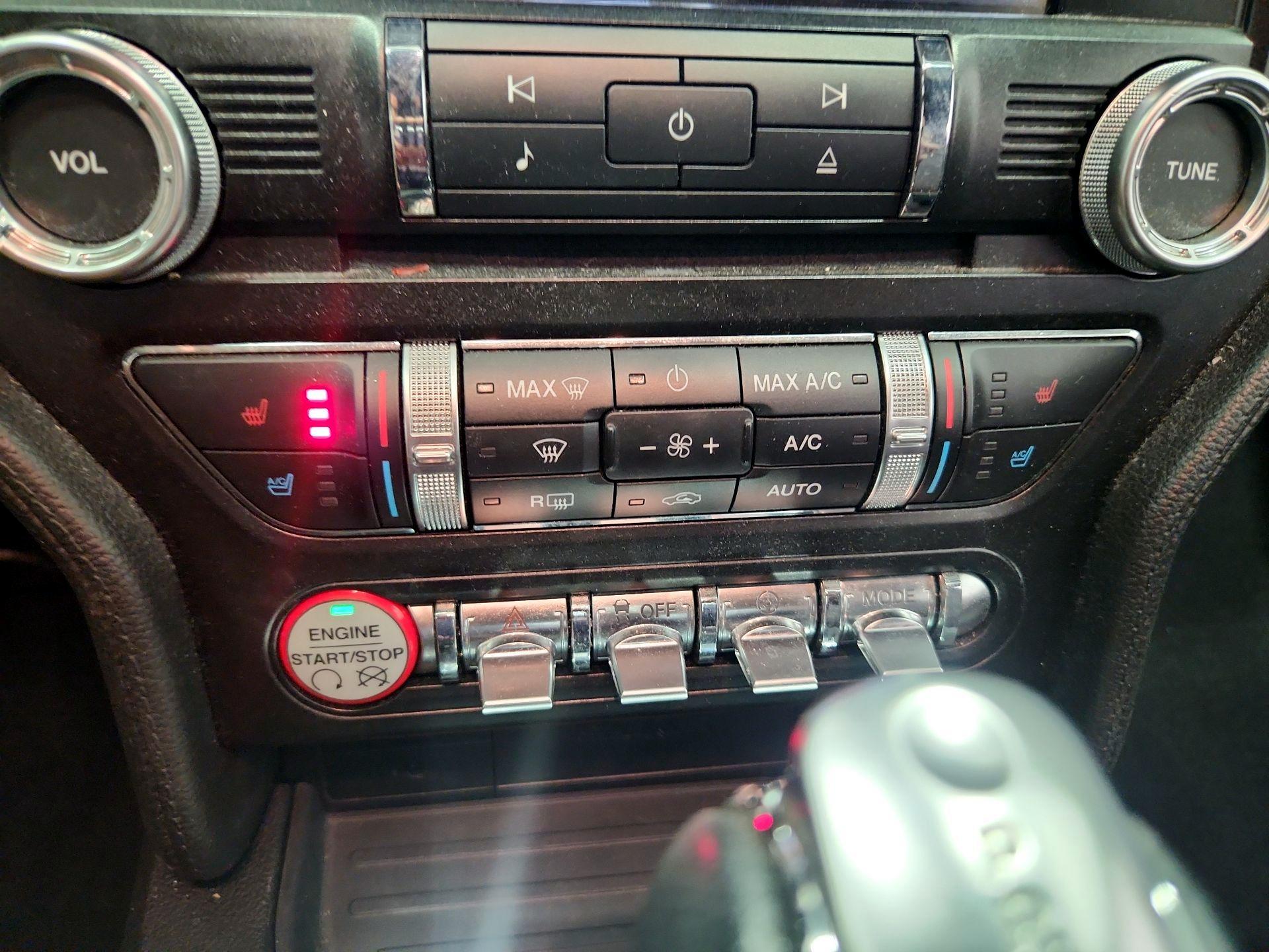 Thumbnail: 2015 Ford Mustang - 16