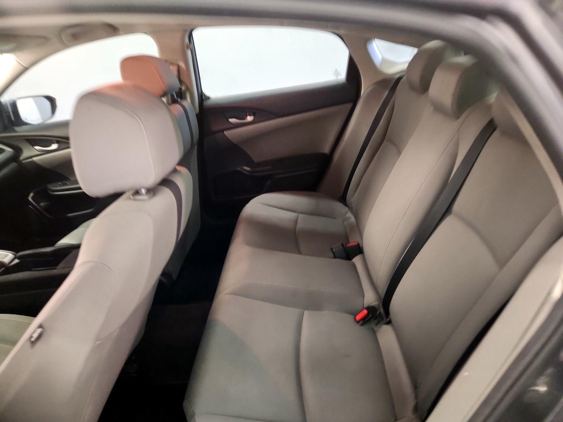 Thumbnail: 2019 Honda Civic - 18