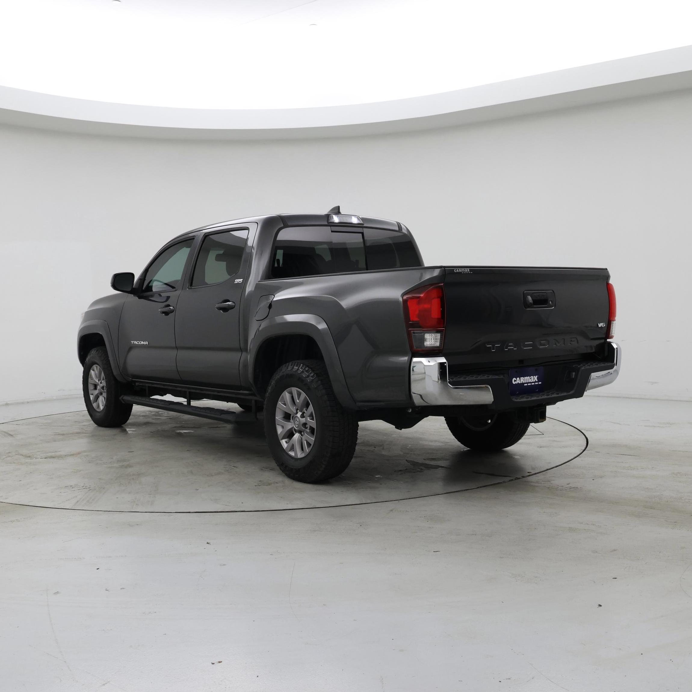 Thumbnail: 2018 Toyota Tacoma - 2