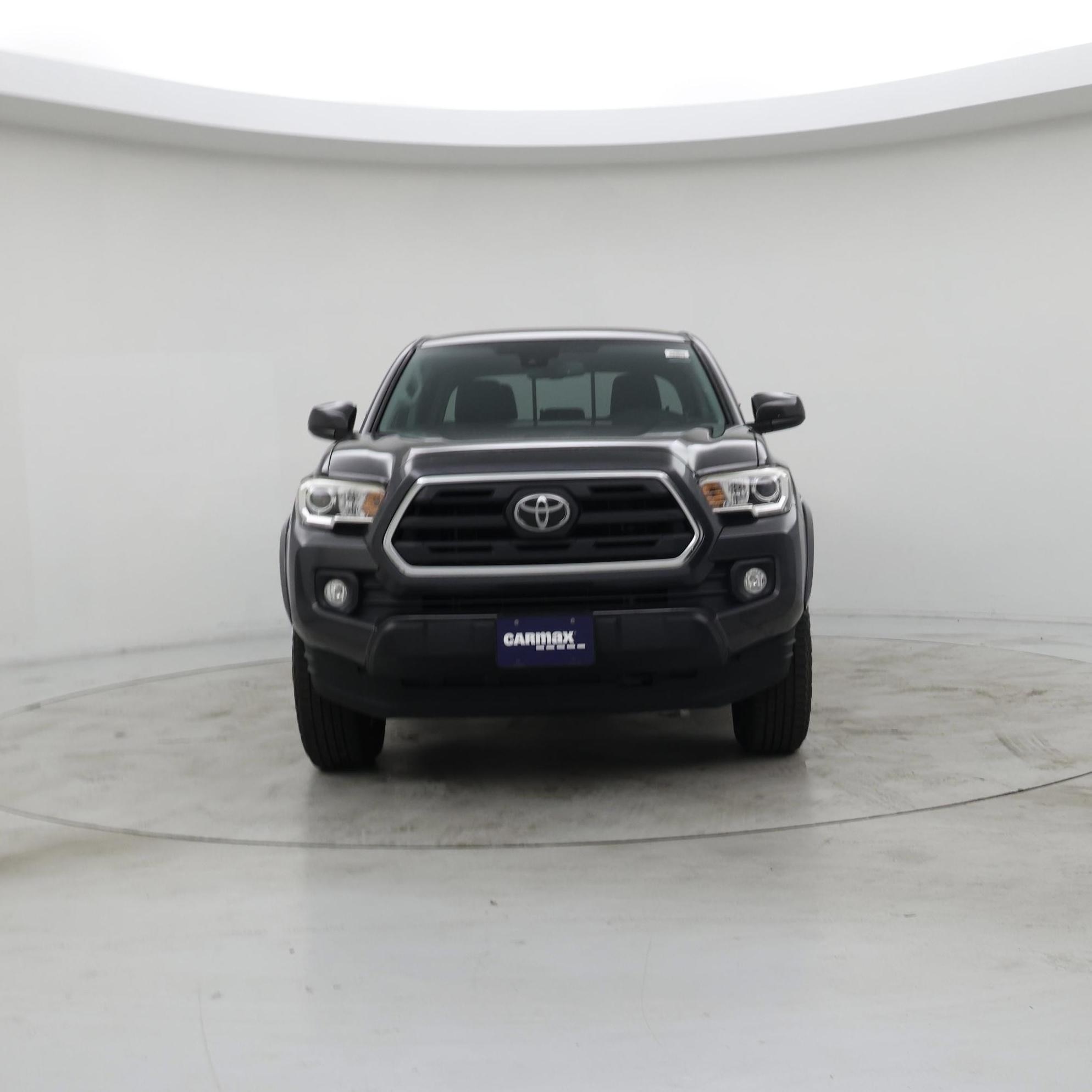 Thumbnail: 2018 Toyota Tacoma - 5