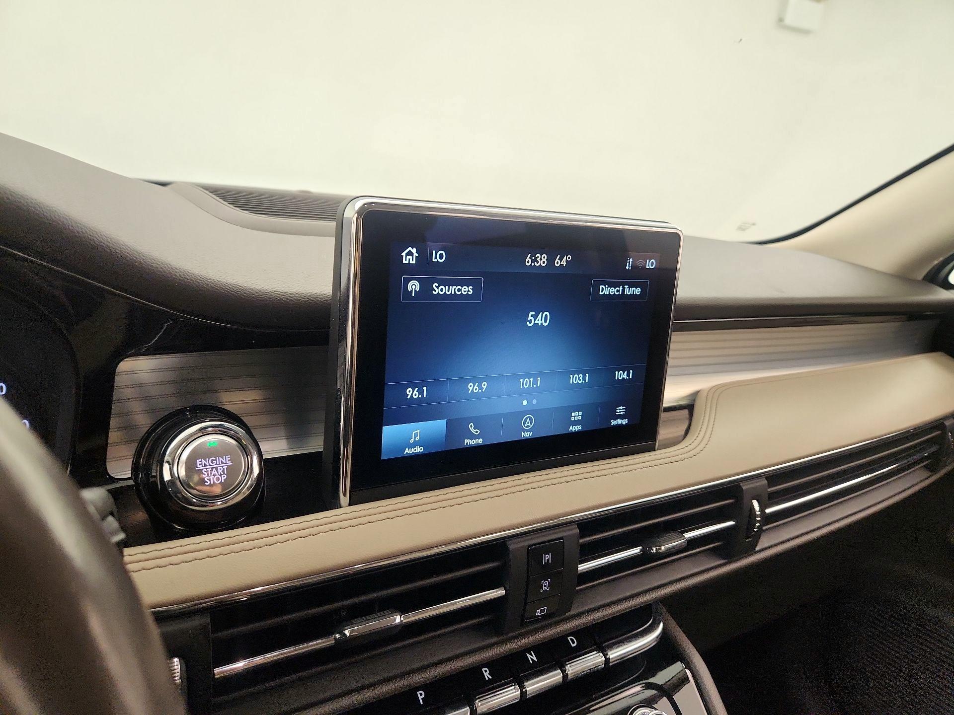 Thumbnail: 2021 Lincoln Corsair - 16