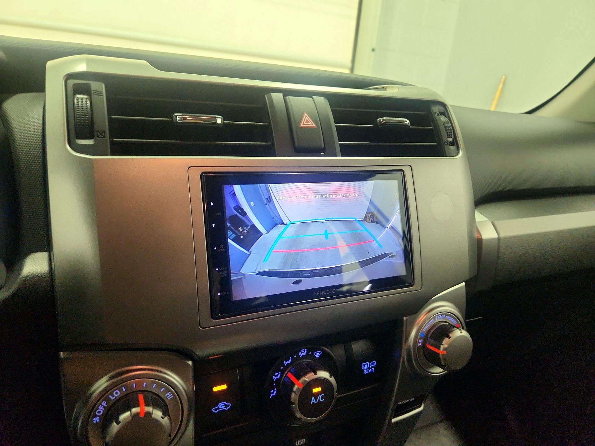 Thumbnail: 2017 Toyota 4Runner - 14