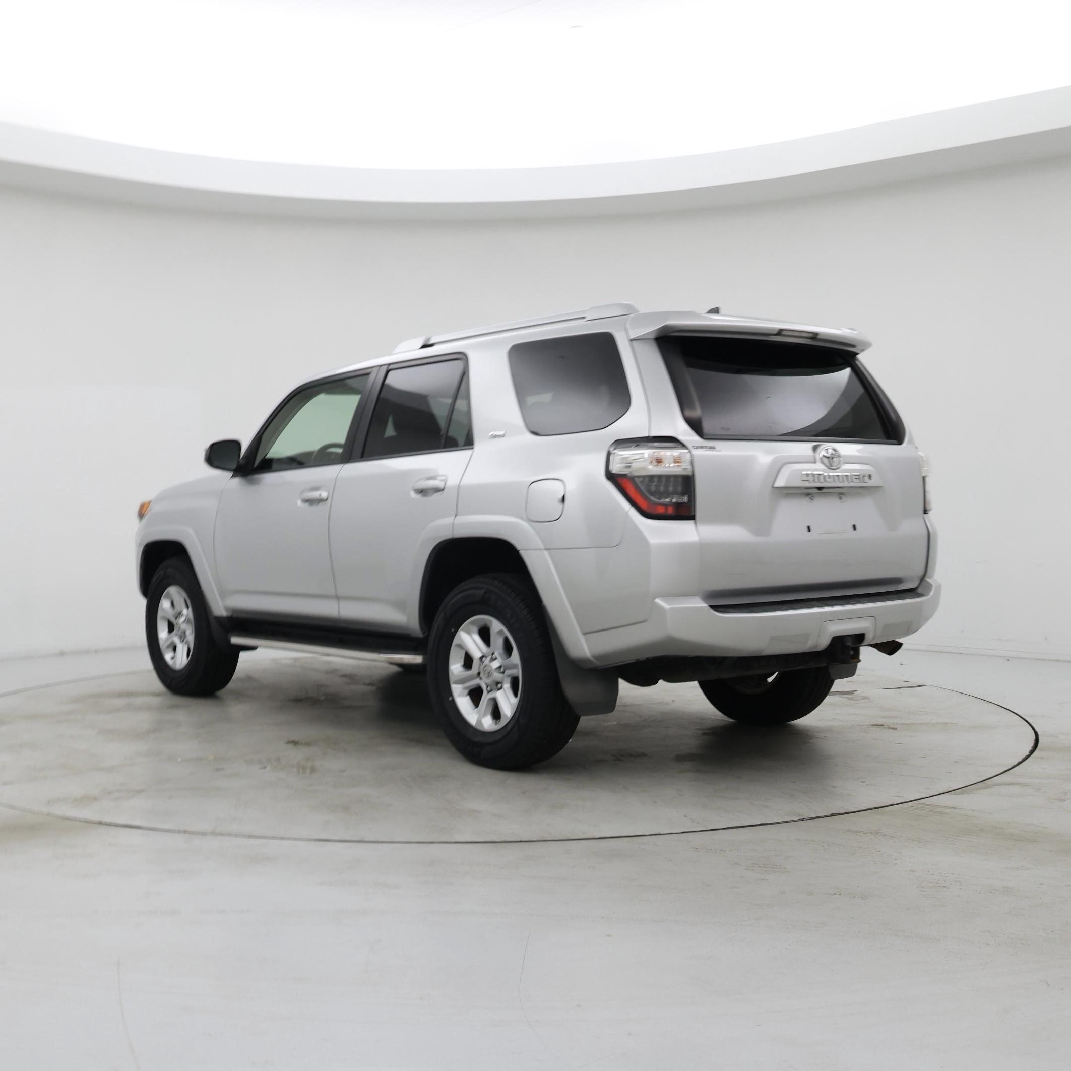 Thumbnail: 2017 Toyota 4Runner - 2