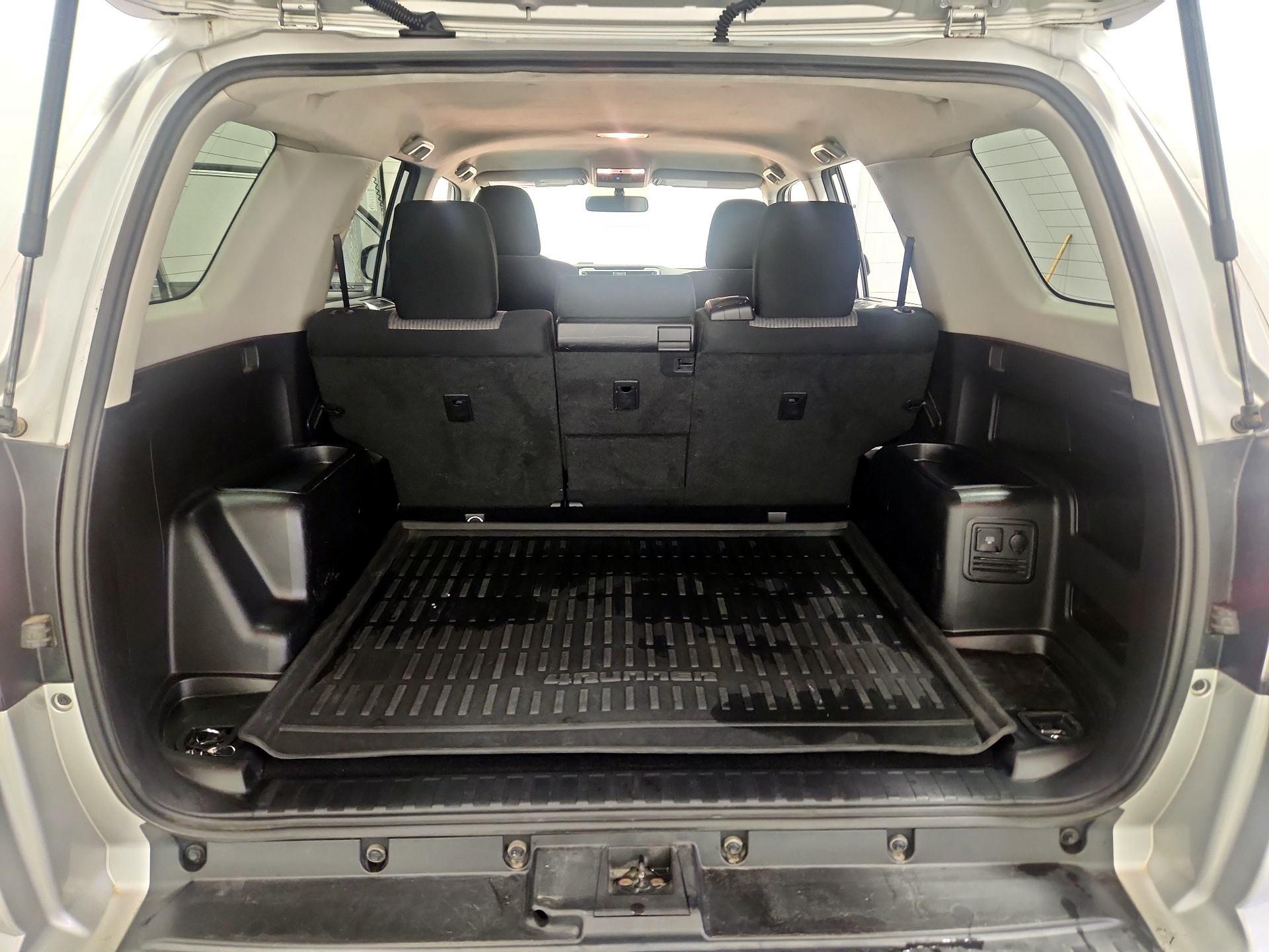 Thumbnail: 2017 Toyota 4Runner - 20