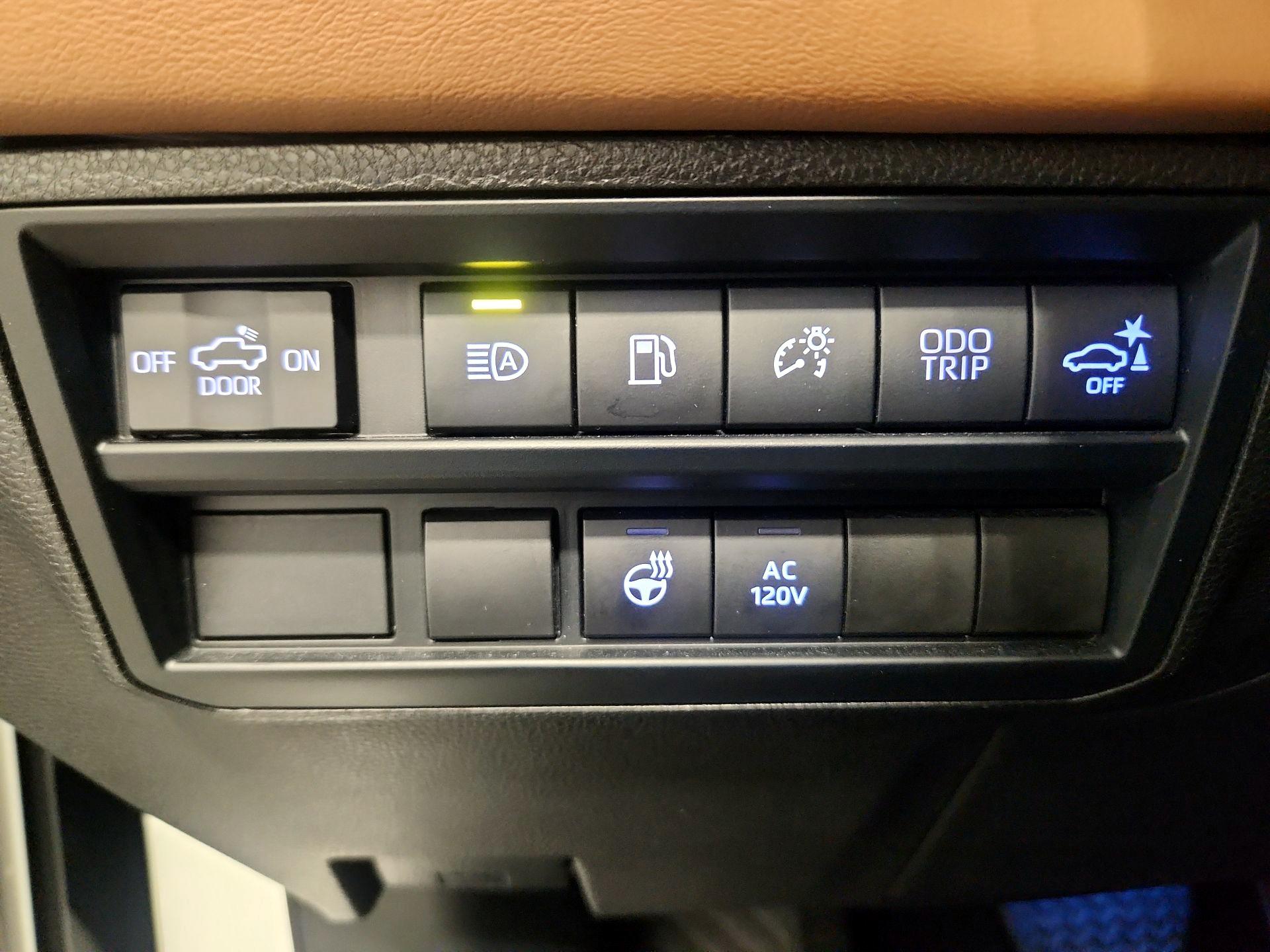 Thumbnail: 2024 Toyota Tundra - 13