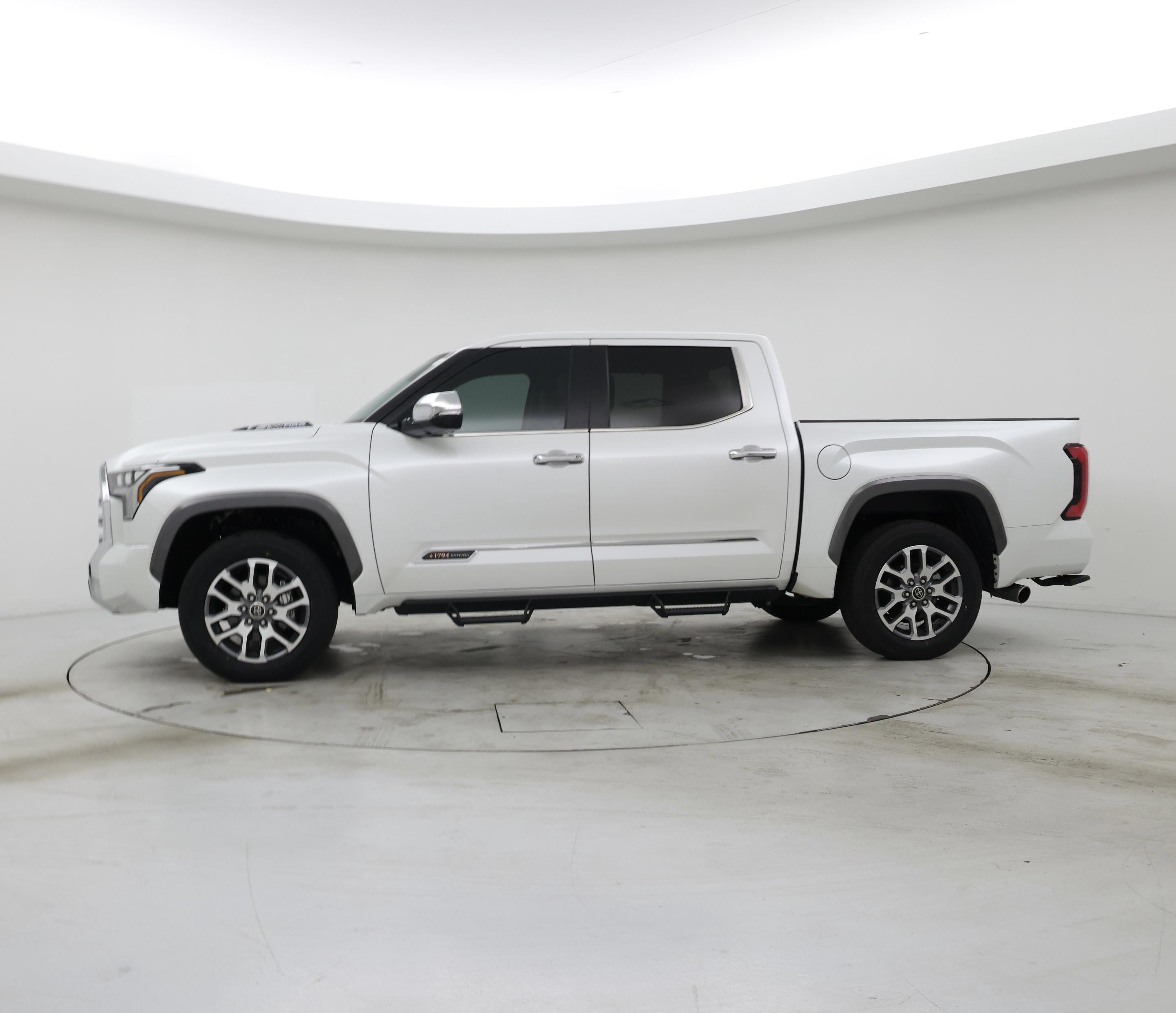 Thumbnail: 2024 Toyota Tundra - 3