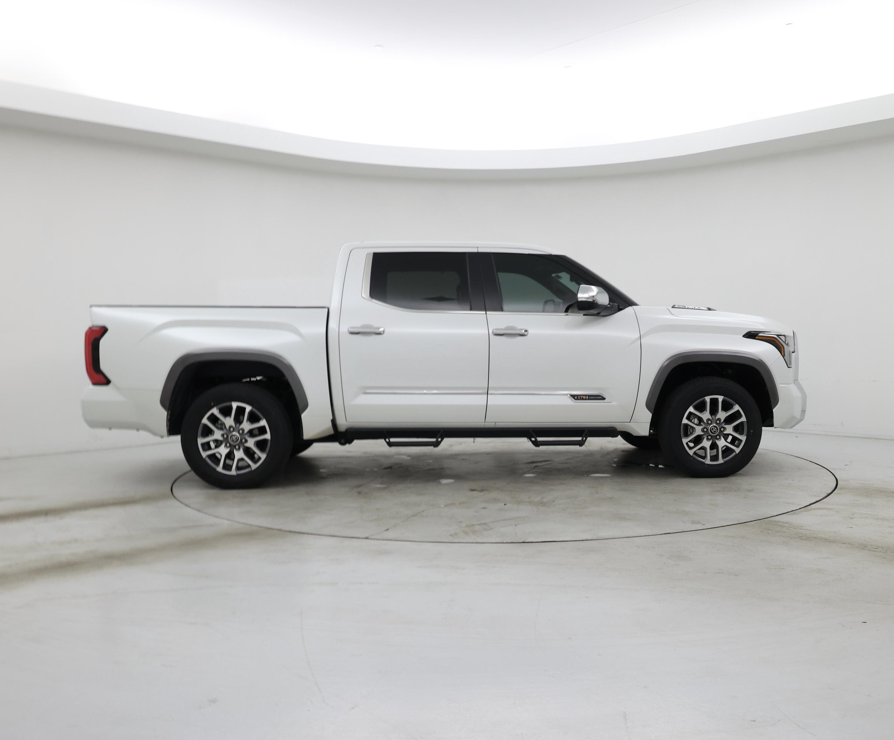 Thumbnail: 2024 Toyota Tundra - 7