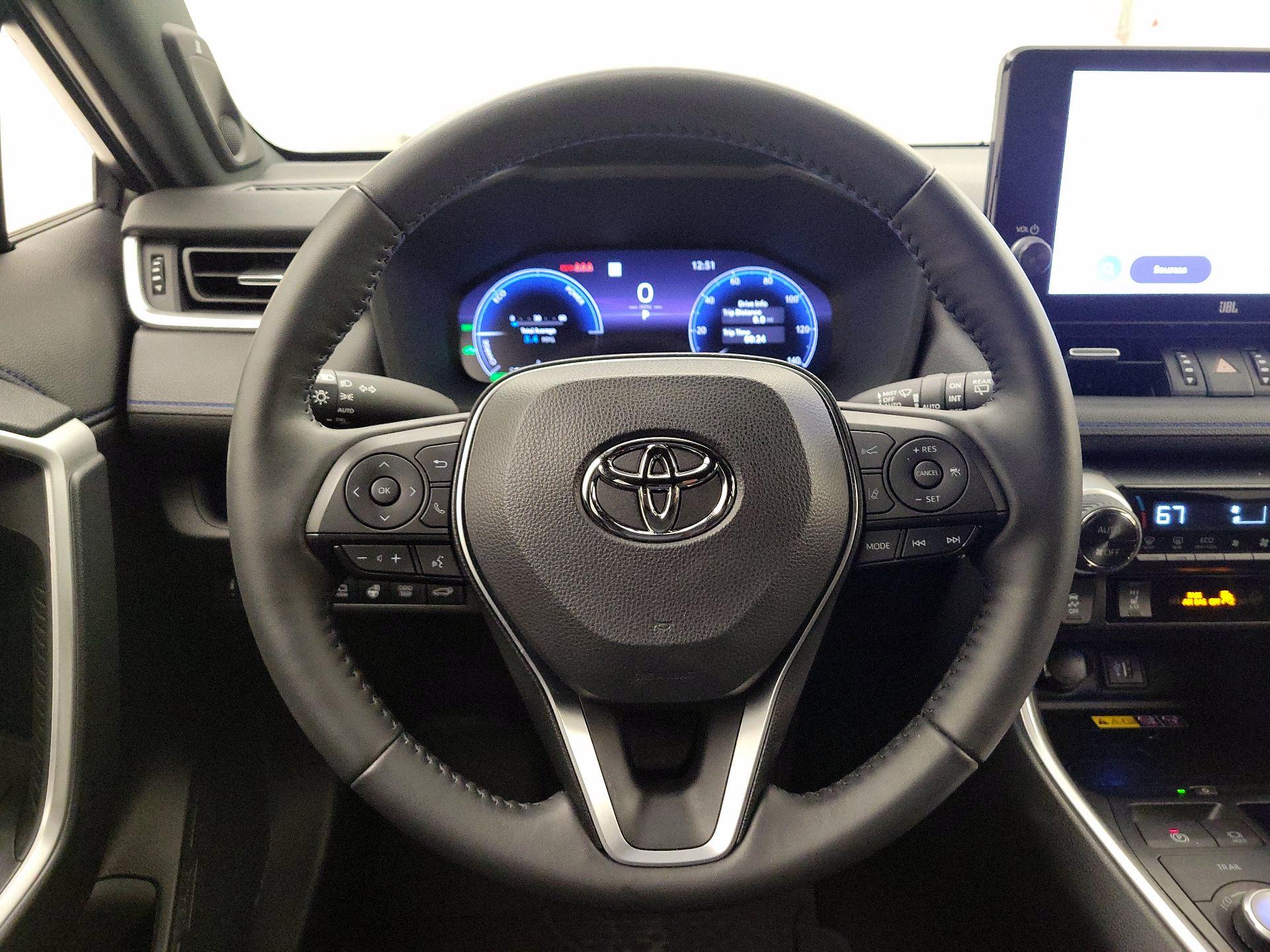 Thumbnail: 2024 Toyota RAV4 - 10