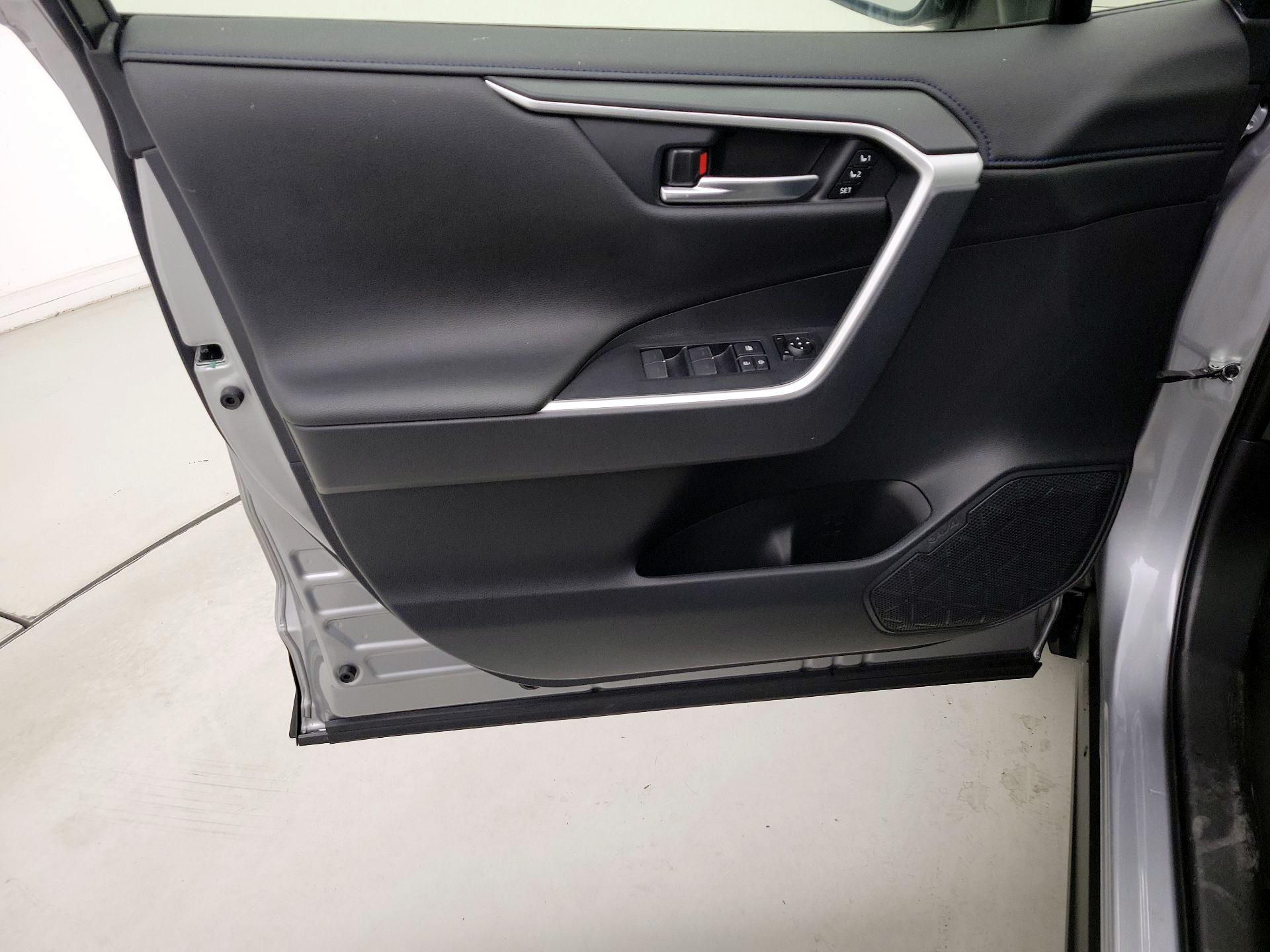 Thumbnail: 2024 Toyota RAV4 - 12