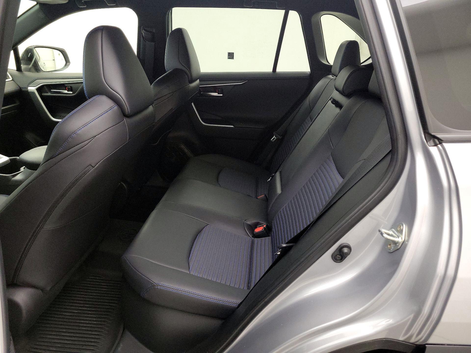 Thumbnail: 2024 Toyota RAV4 - 20