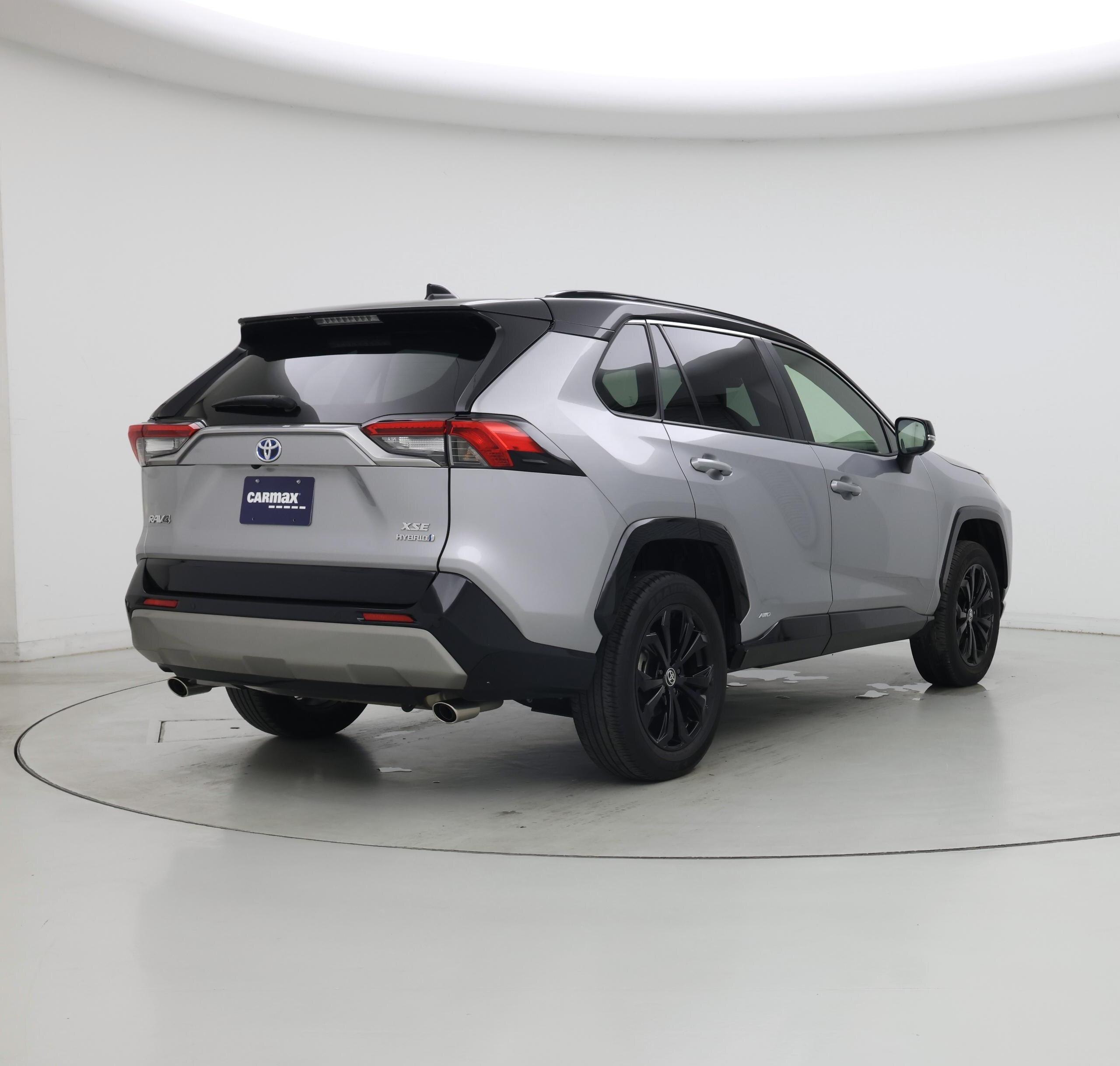 Thumbnail: 2024 Toyota RAV4 - 8