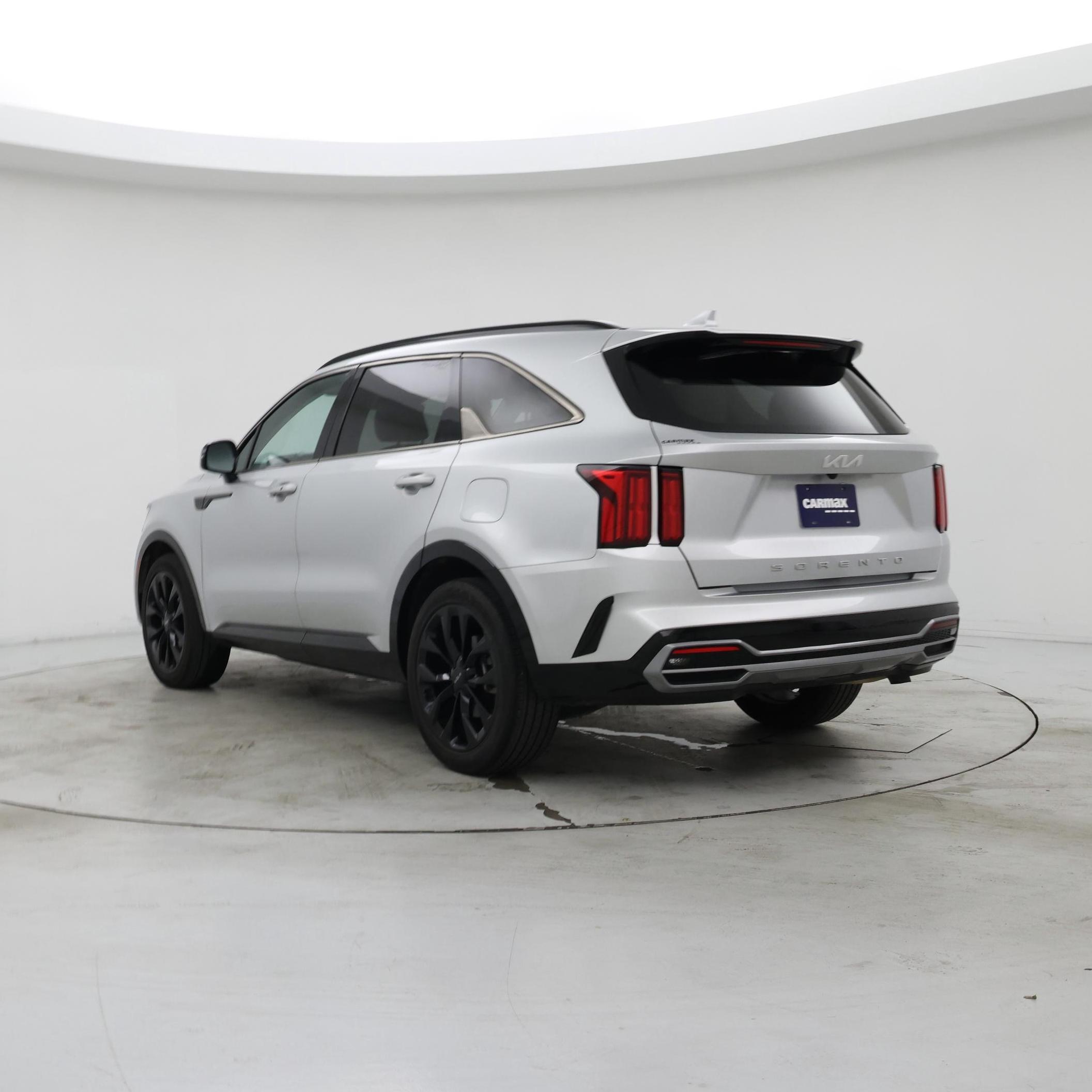 Thumbnail: 2022 Kia Sorento - 2