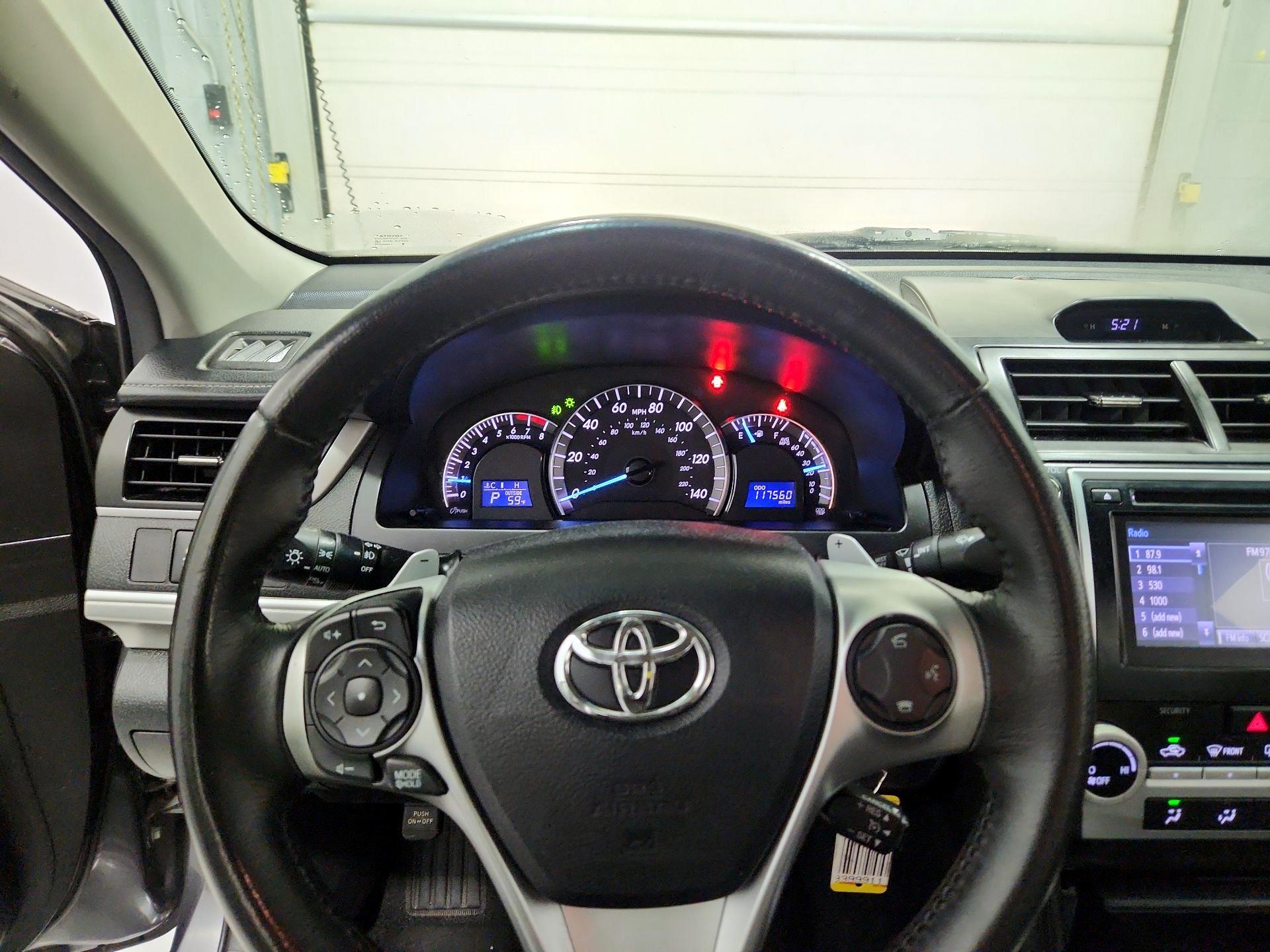 Thumbnail: 2014 Toyota Camry - 10